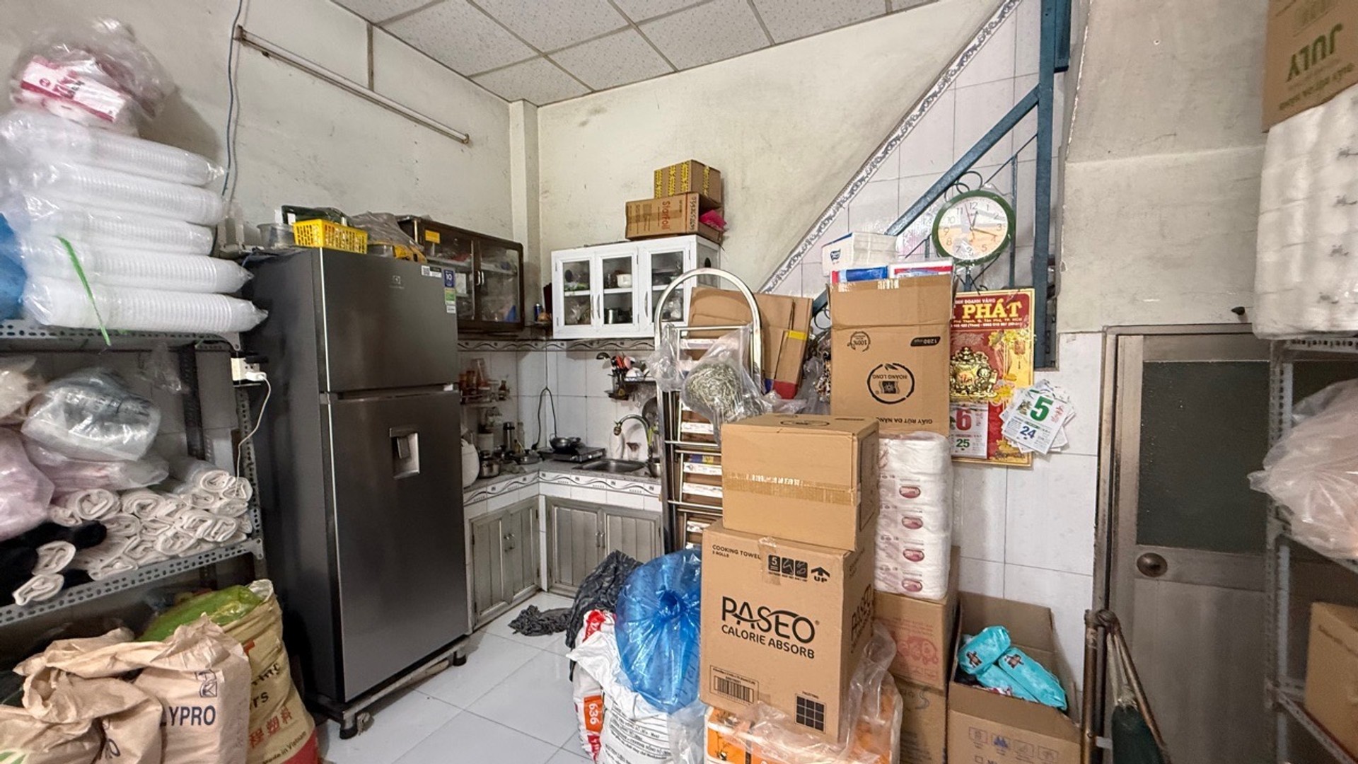 Nhà mặt tiền rộng 4,1m, 3 tầng, giá 5,5 tỷ tại Tân Phú