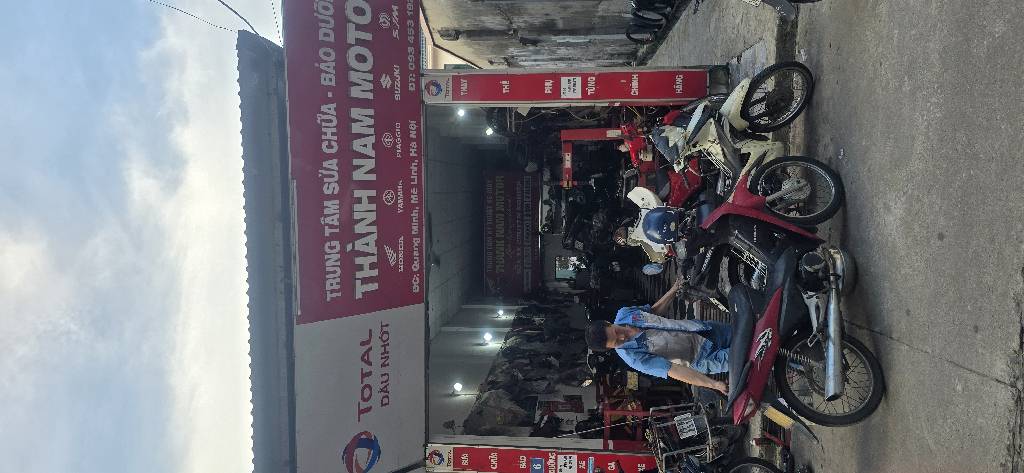 MẶT PHỐ QUANG MINH – VỪA KINH DOANH VỪA CÓ DÒNG TIỀN
🏪 Sẵn 2 cửa hàng đang cho thuê
✅ Mặt đường đ