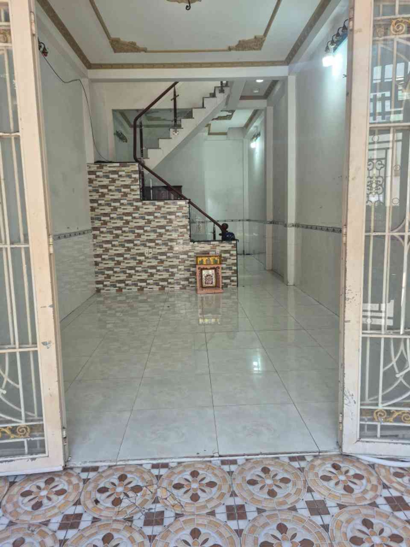 Bán nhà 3 tầng 57.7m2 tại xã Tân Vĩnh Lộc, giá 4 tỷ