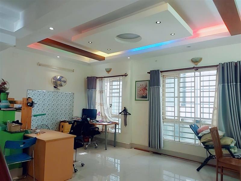 Nhà phố sang trọng góc KDC Hương Lộ 5 với tầm nhìn công viên rộng mở
