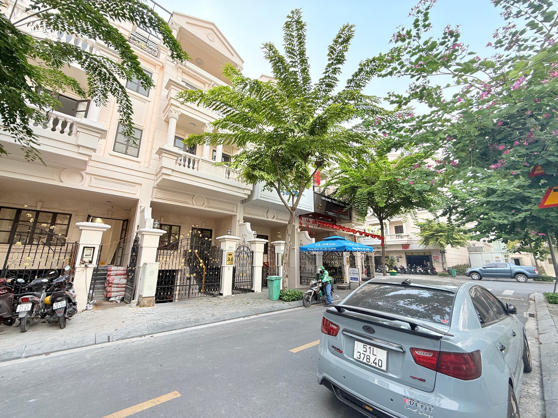 Biệt thự liền kề đẳng cấp tại khu dân trí cao Park Hill