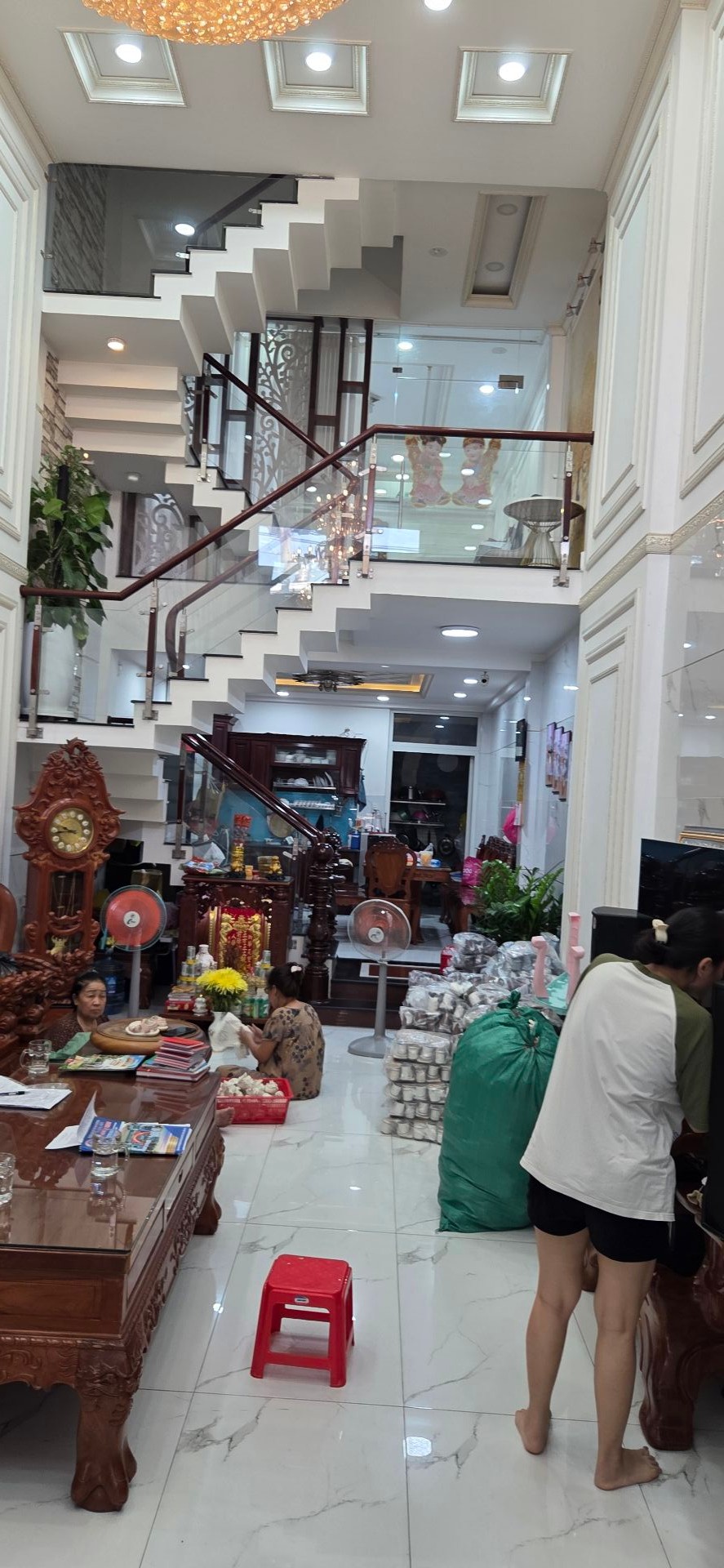 Nhà Mặt Phố An Dương Vương, 5 Tầng, Kinh Doanh Đỉnh