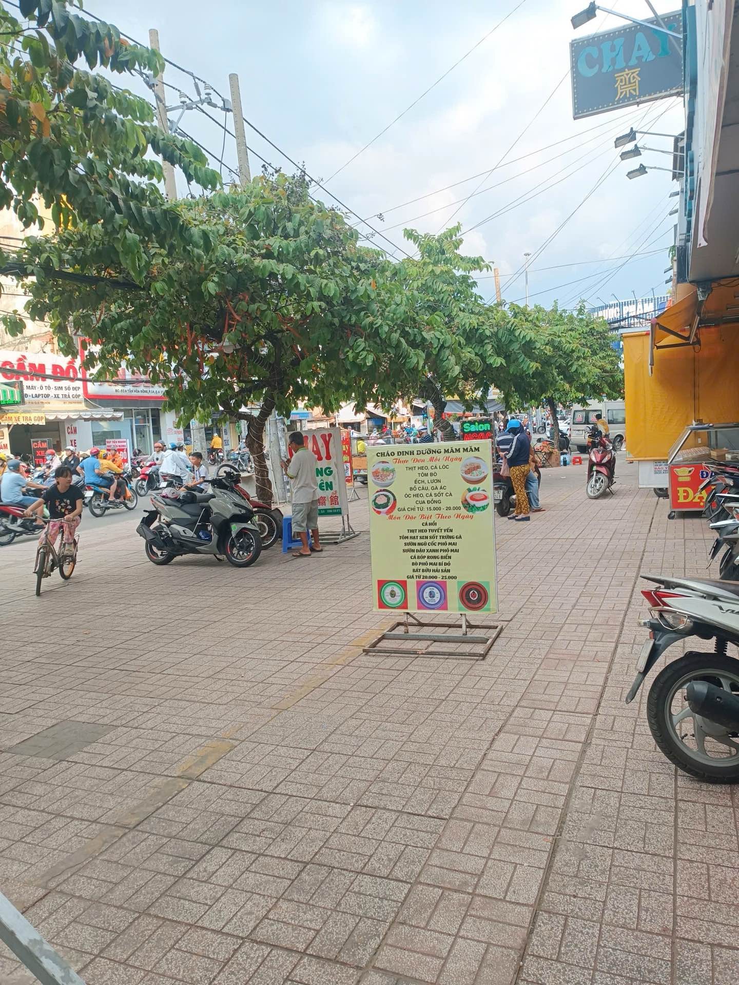 Nhà mặt phố 4 tầng, mặt tiền 4m tại quận 6 giảm giá còn 18 tỷ