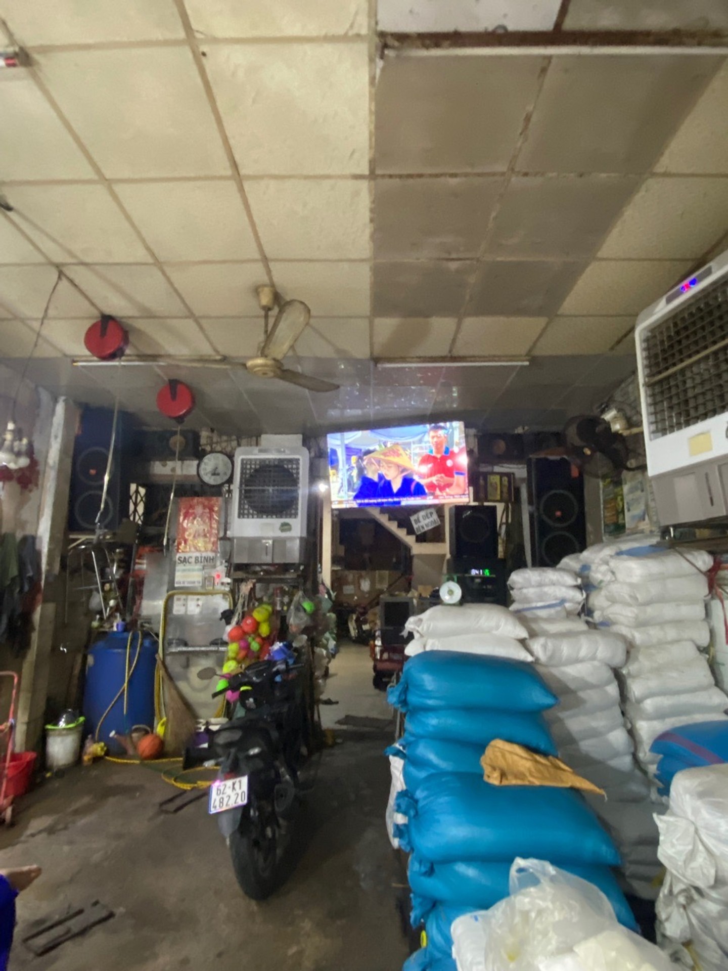 Bán nhà mặt phố Lê Quang Sung Quận 6, diện tích 55m2, 3 tầng