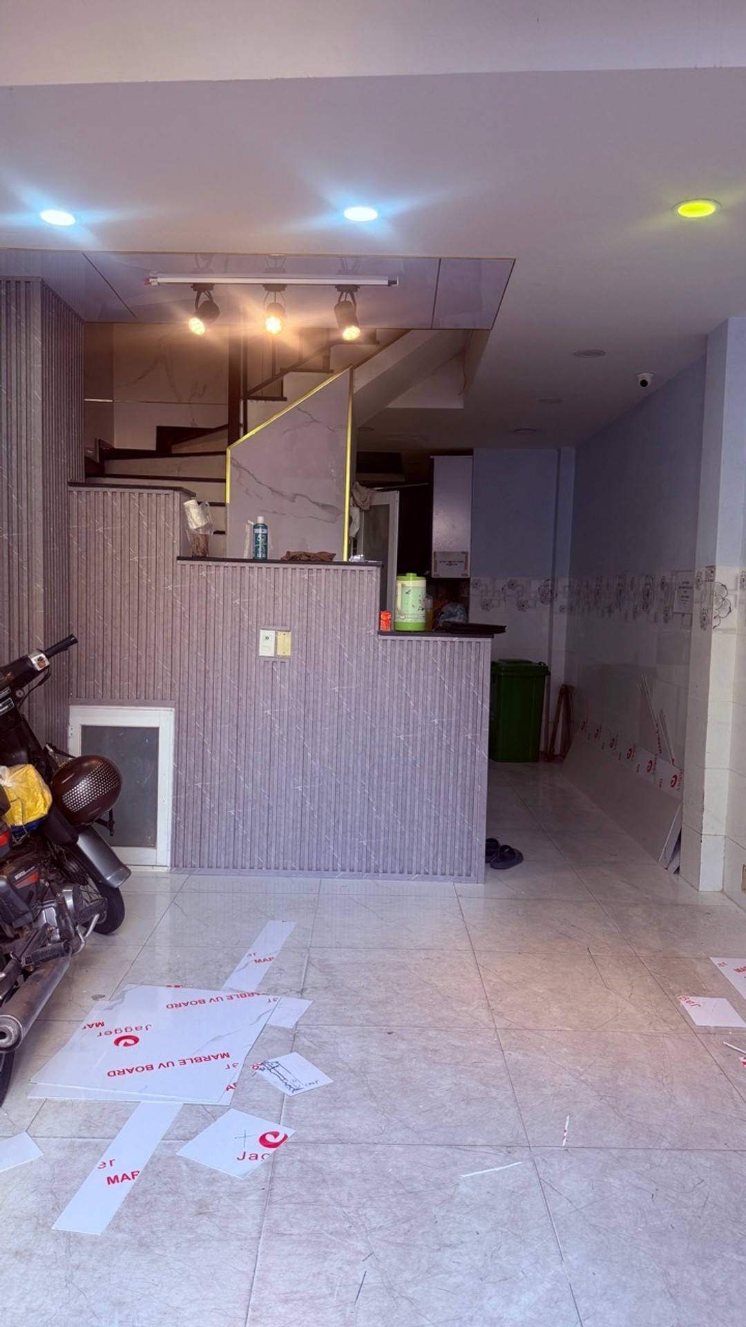 Tòa nhà 5 tầng siêu tiện nghi, thu nhập ổn định tại Quận 3