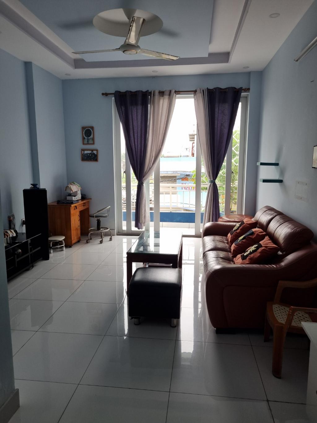 Nhà mặt phố 4 tầng mới xây tại khu dân cư Hương Lộ 5, Bình Tân