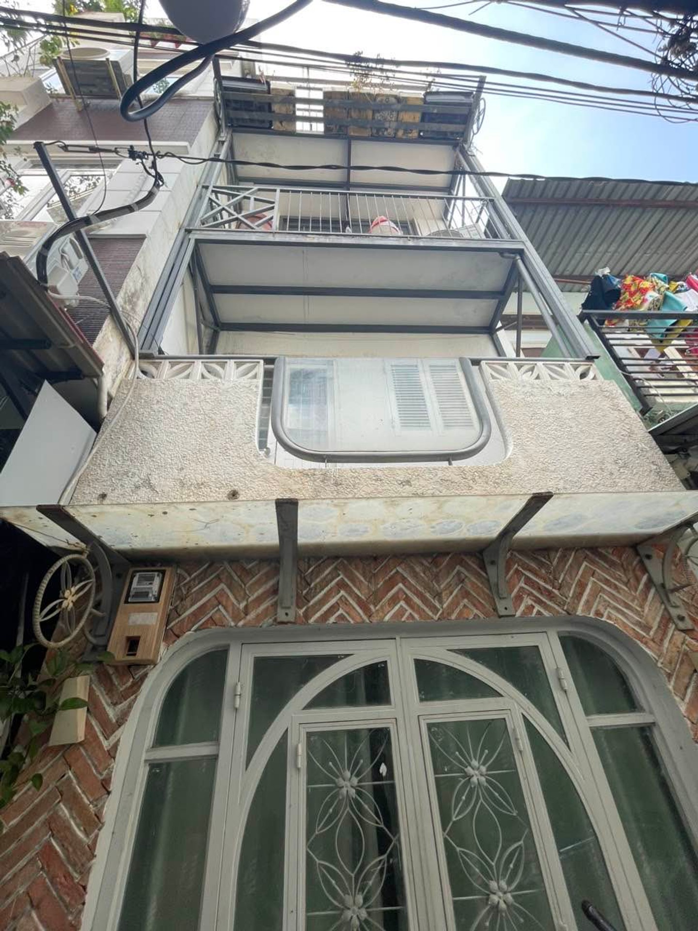 Bán nhà 4 tầng giá 2,6 tỷ hẻm 2,5m Quận 7, 14,5m2, 2PN, 2WC