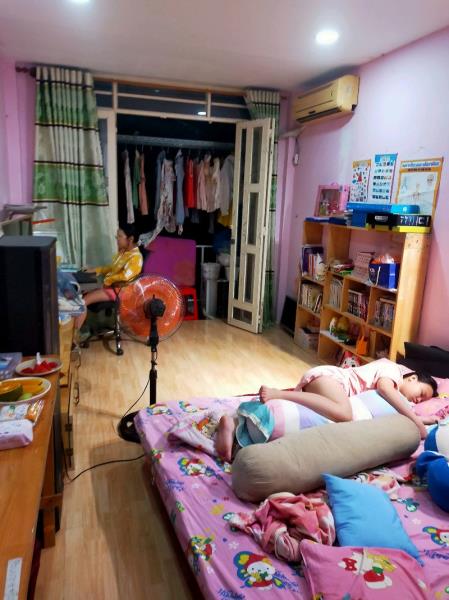 Nhà 2 tầng siêu tiện lợi ngay Bà Hom, giá chỉ 3.95 tỷ