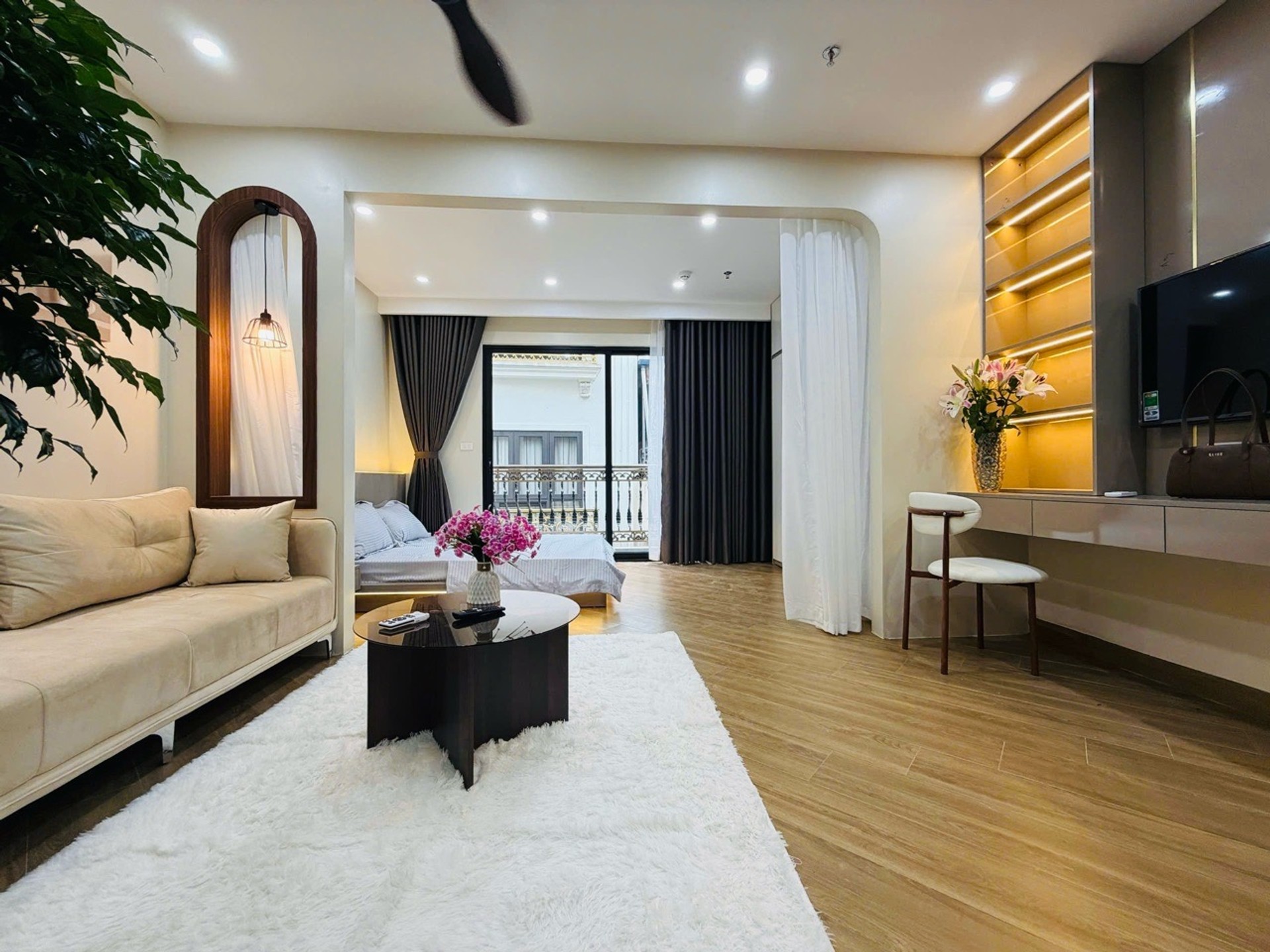 Bán căn hộ dịch vụ cao cấp 80m², 10 tầng tại Lê Đức Thọ, khu vực tiềm năng phát triển