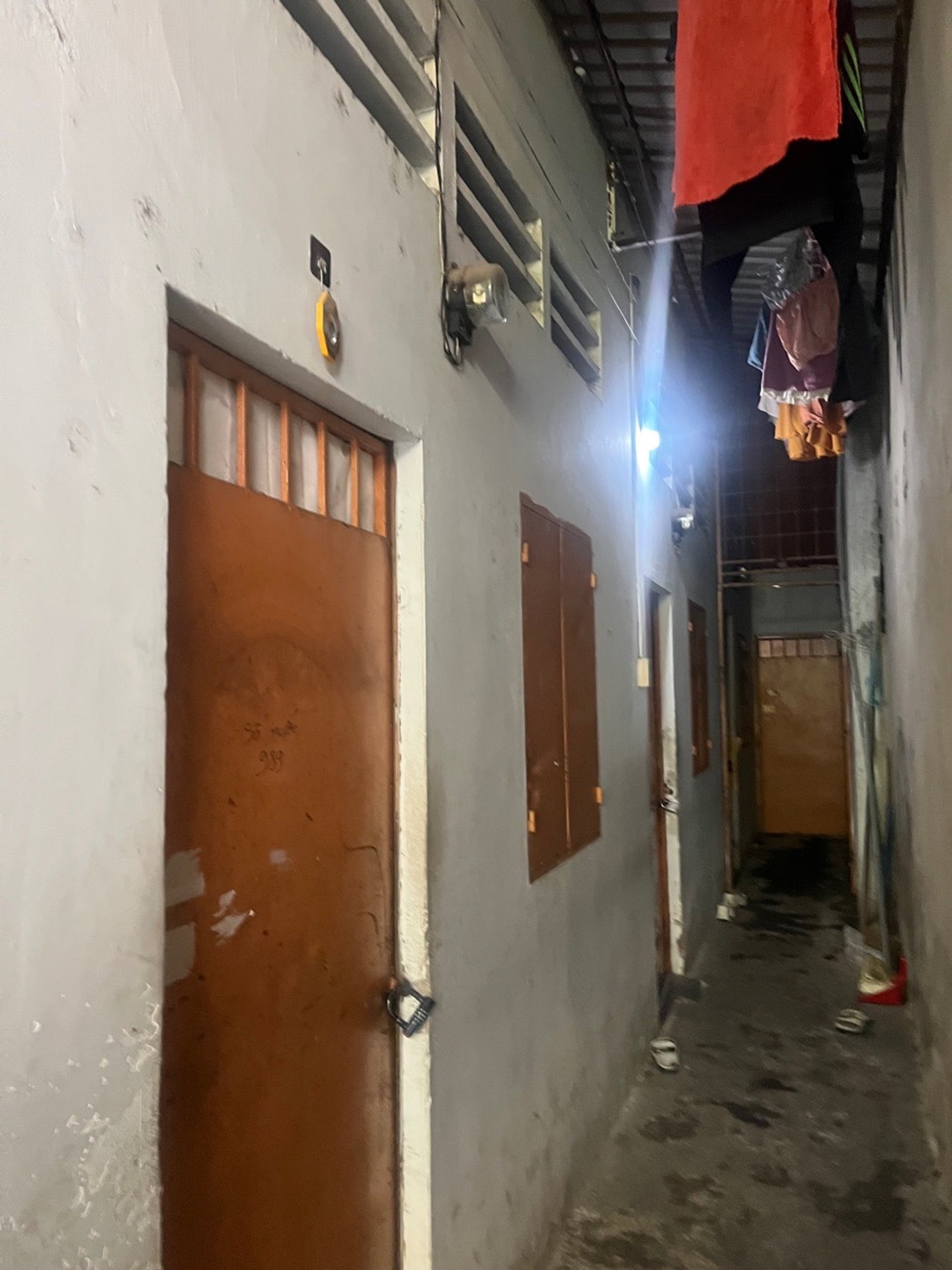 🔥 NHÀ 4 PHÒNG TRỌ CÓ GÁC, DÒNG TIỀN 12TR/THÁNG – LINH TRUNG 🔥