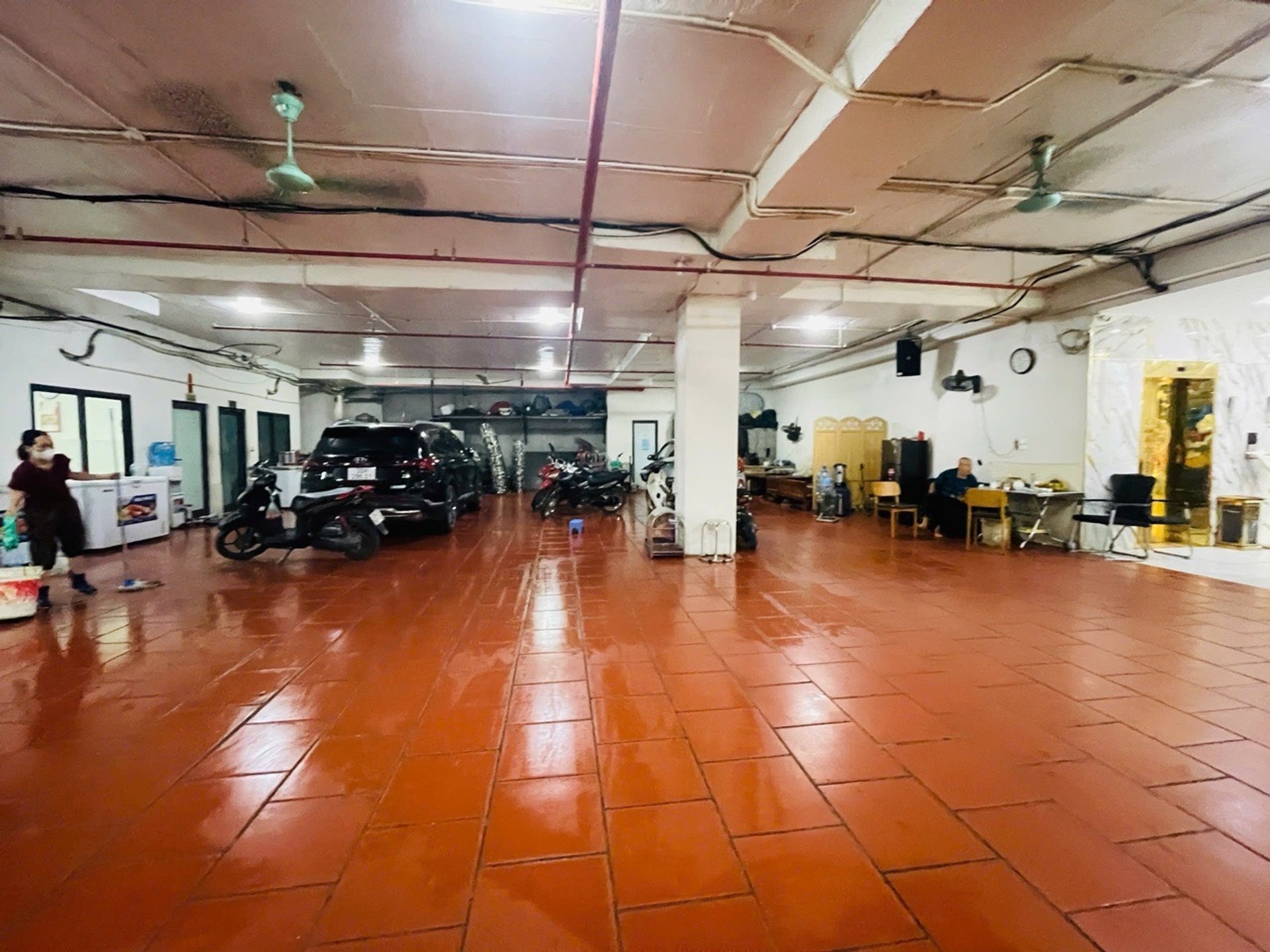 Siêu phẩm nhà mặt phố Hồng Đô đẳng cấp với hai mặt thoáng và dòng tiền ổn định