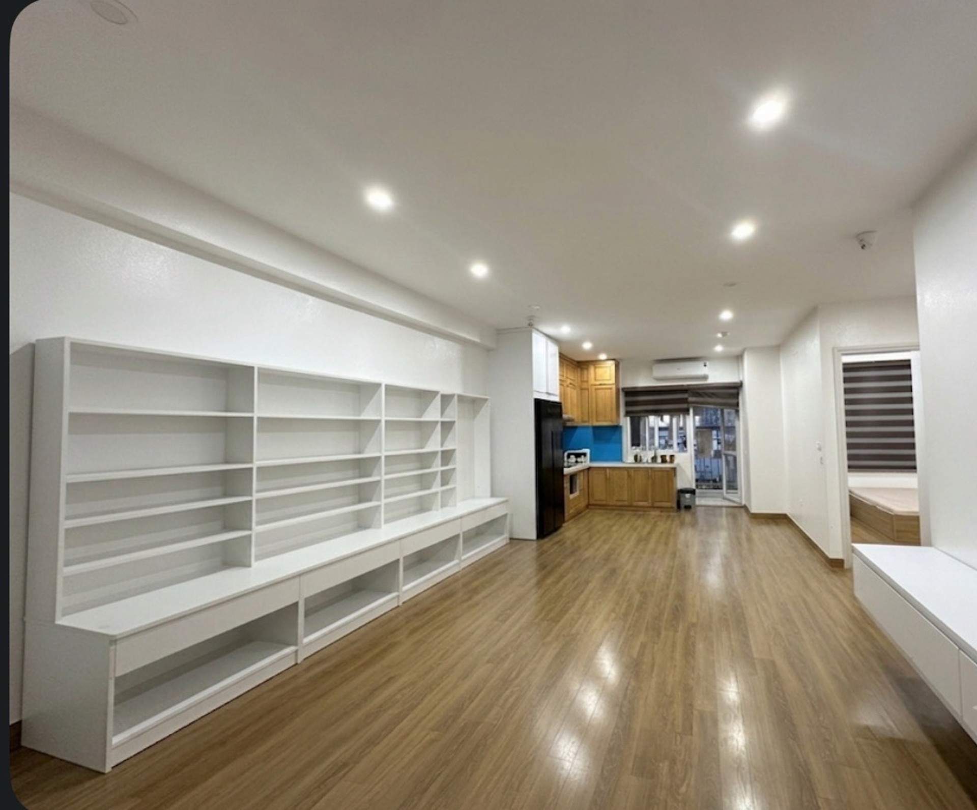 Căn hộ 2 phòng ngủ tại Đại Kim Building, gần trung tâm Định Công