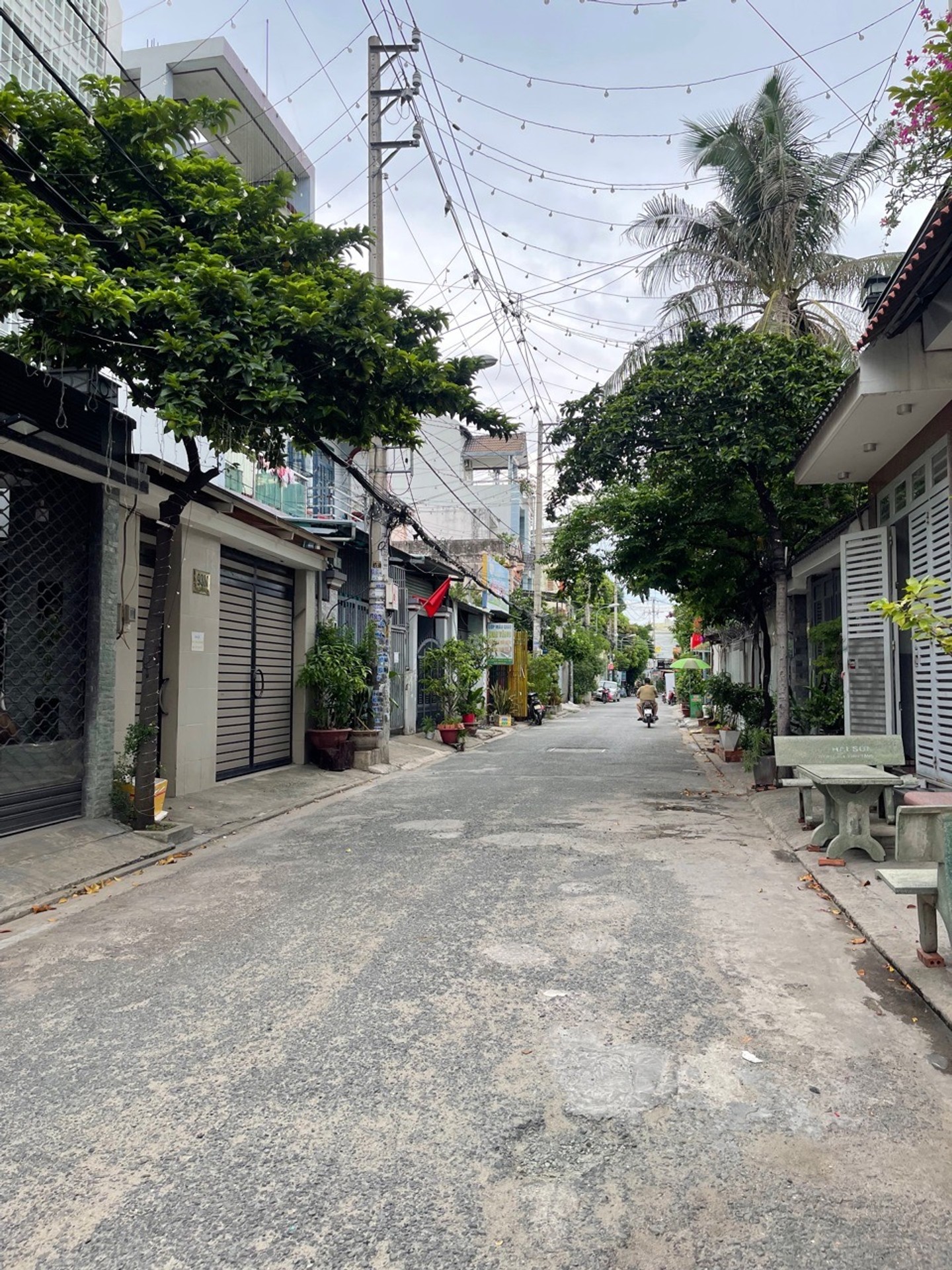 Nhà mặt tiền sầm uất Quận 12, không gian sống lý tưởng