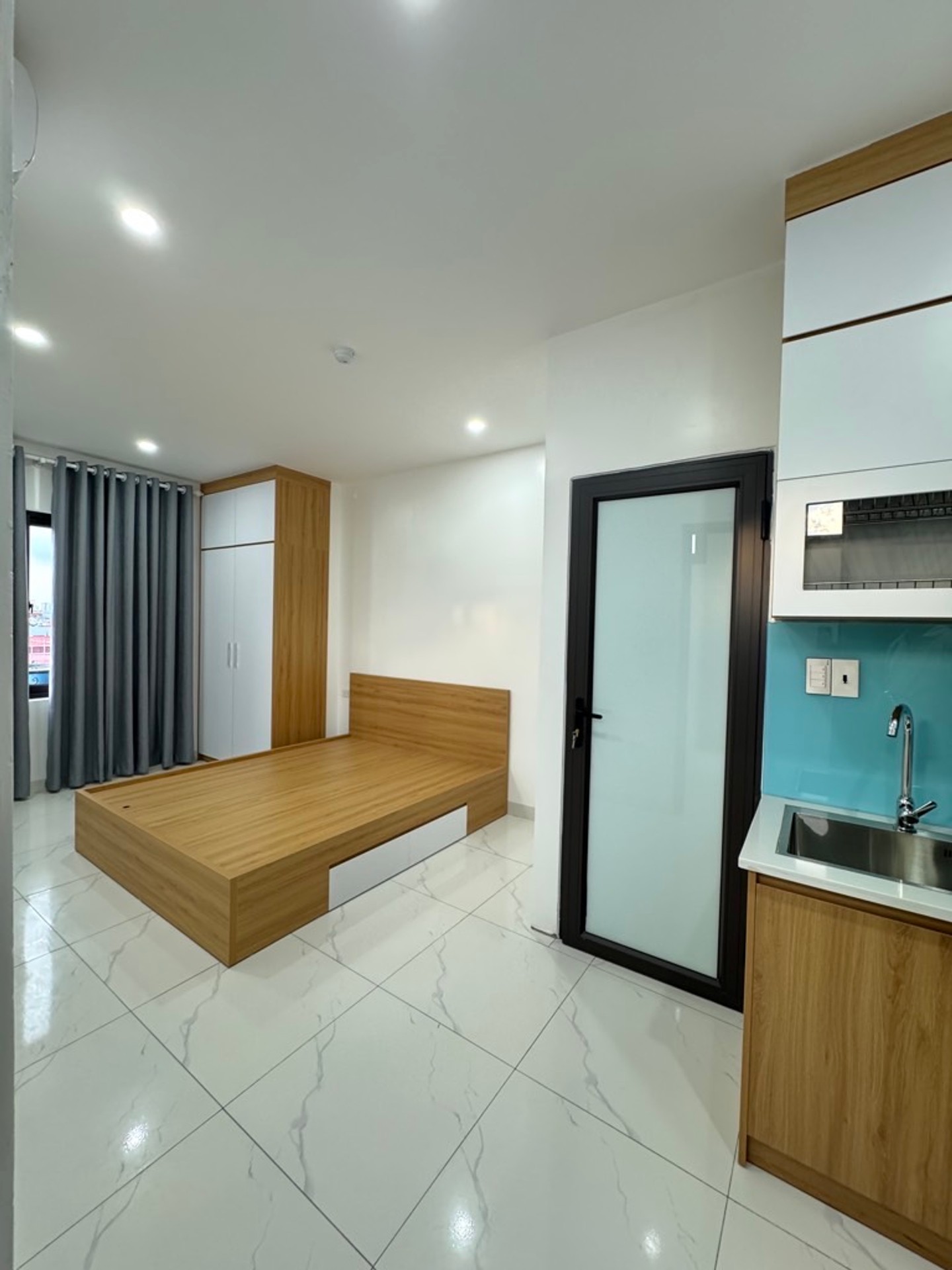 Nhà mặt phố Tựu Liệt 7 tầng thang máy, ô tô tránh, 24 phòng kinh doanh sầm uất