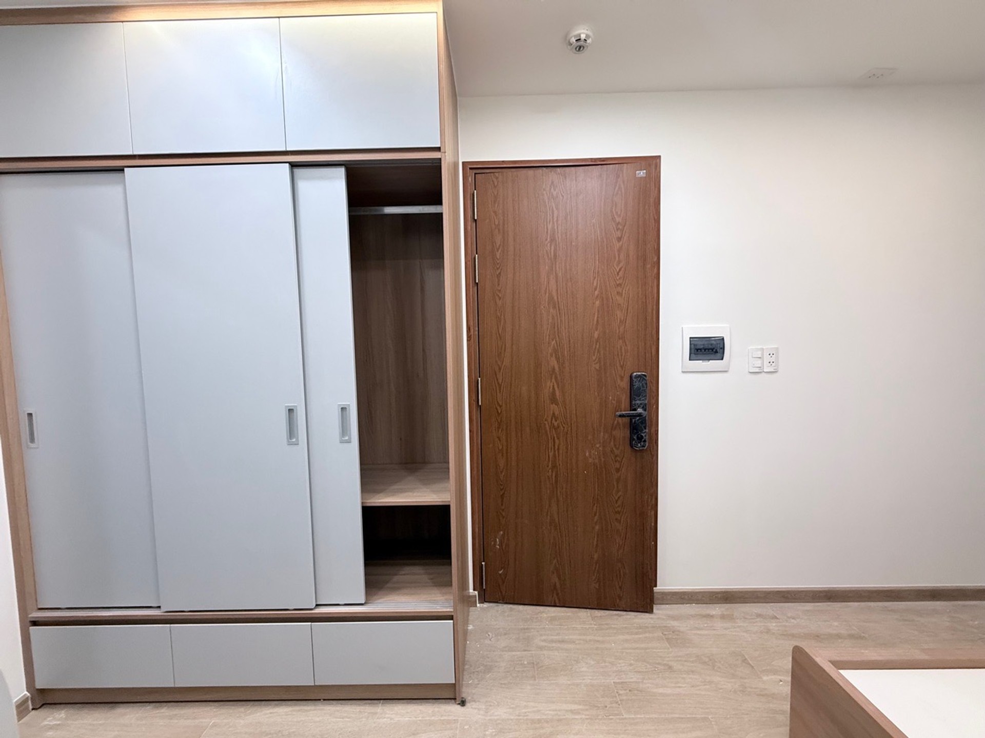 Bán nhà HXH 6 tầng làm CHDV cao cấp đường Lê Đức Thọ (4x25m) 16Phòng giá 17 tỷ TL