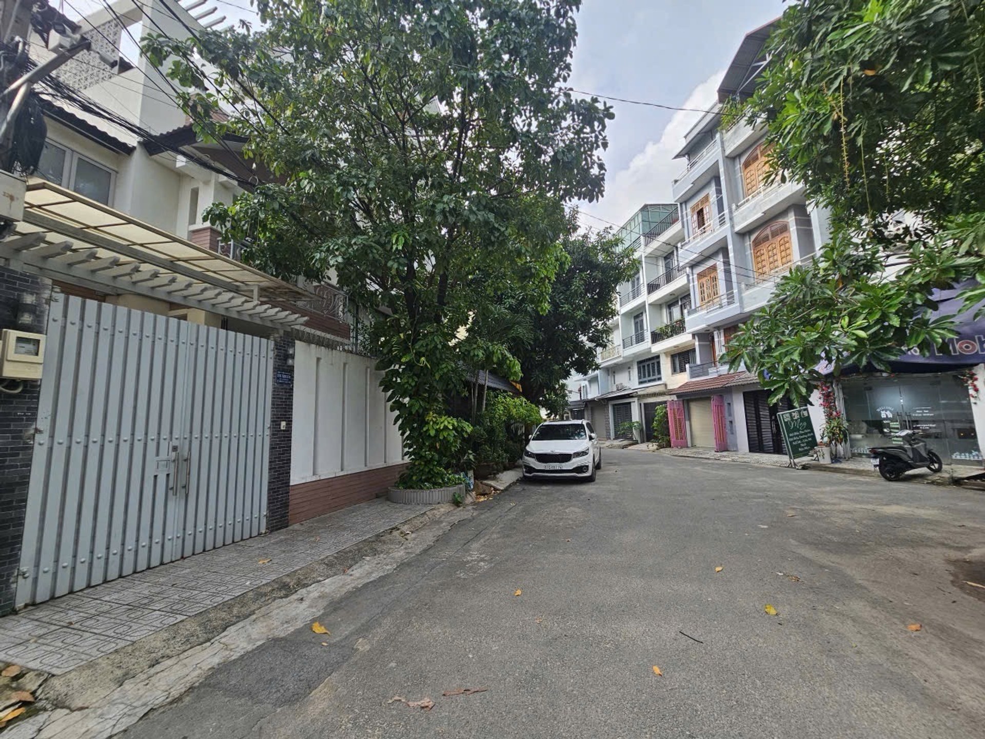 Bán biệt thự phố 3 tầng tại phường Thông Tây Hội, Gò Vấp, diện tích 175m²