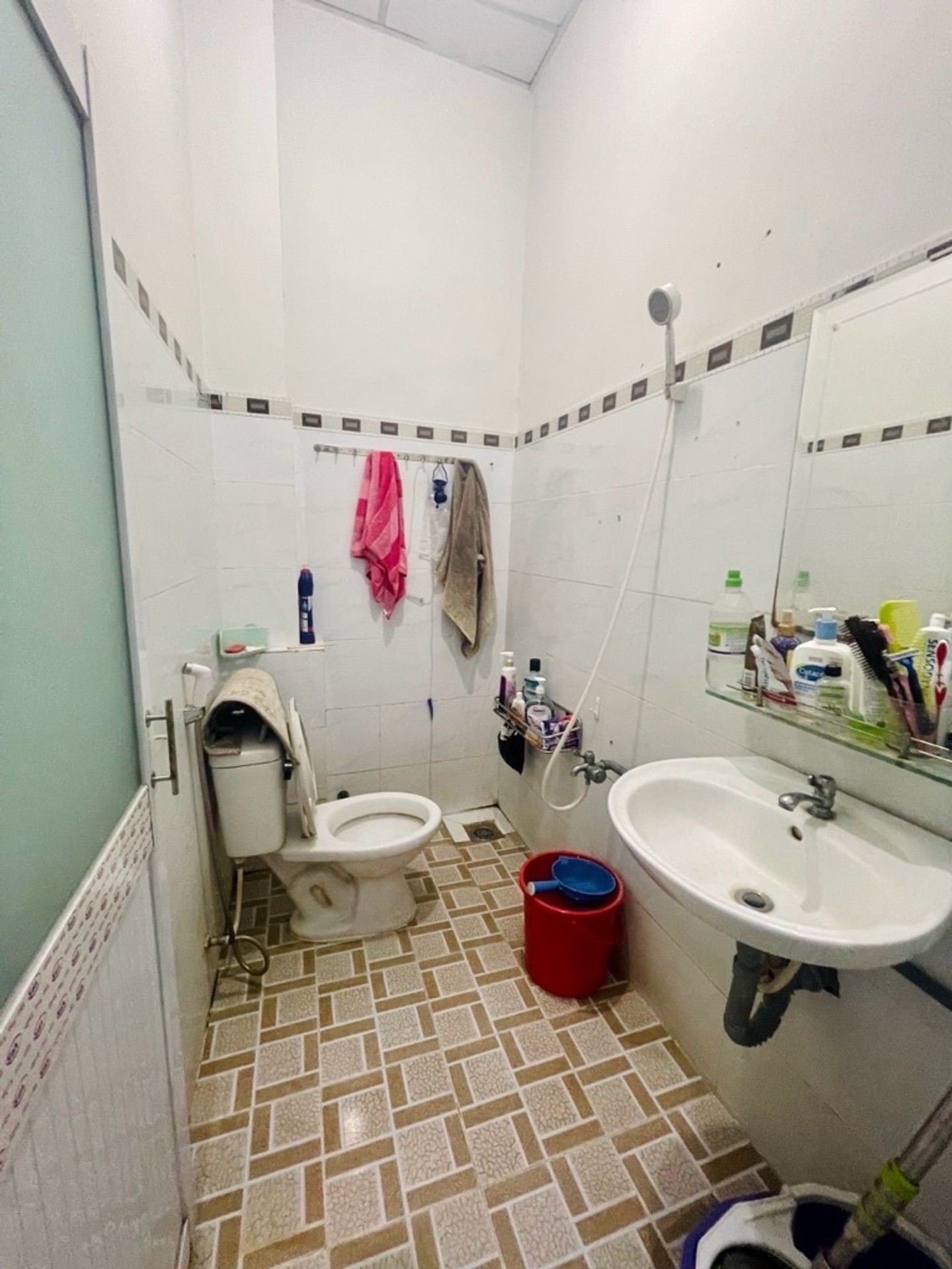 Nhà đường Nguyễn Sỹ Sách, ngay chợ Tân Trụ ( Tân Bình cũ )