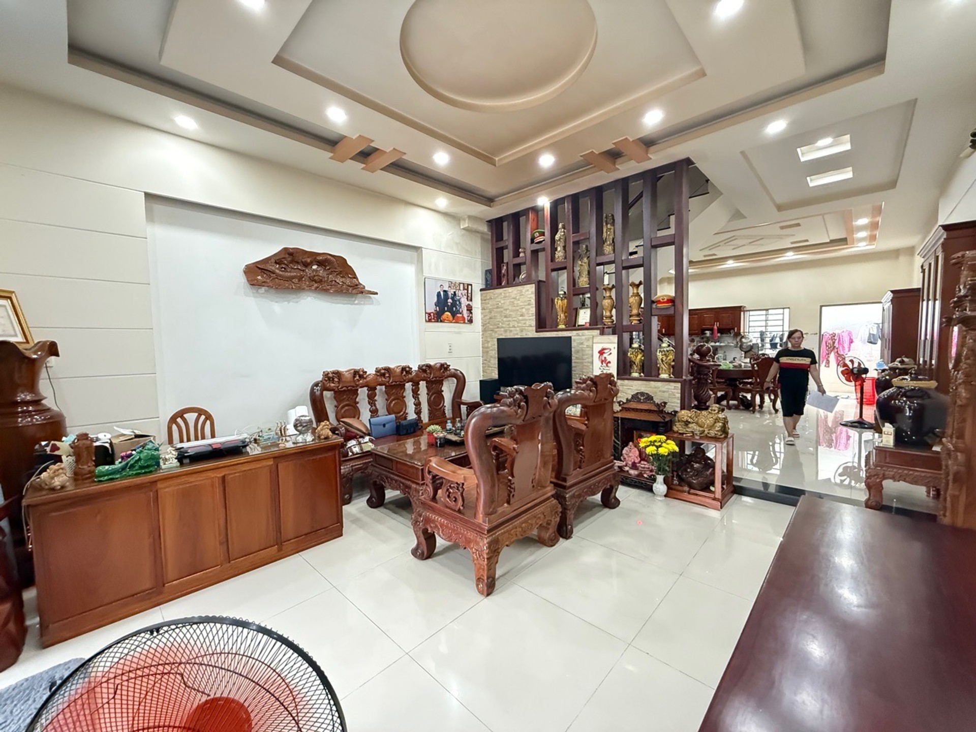 Biệt thự hiện đại hai mặt tiền hướng công viên giữa trung tâm Quận 12