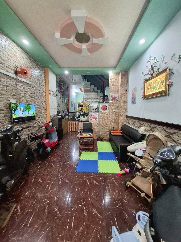 Bán nhà riêng 4 tầng 80m2 tại khu vực có pháp lý rõ ràng, giá 8,3 tỷ đồng