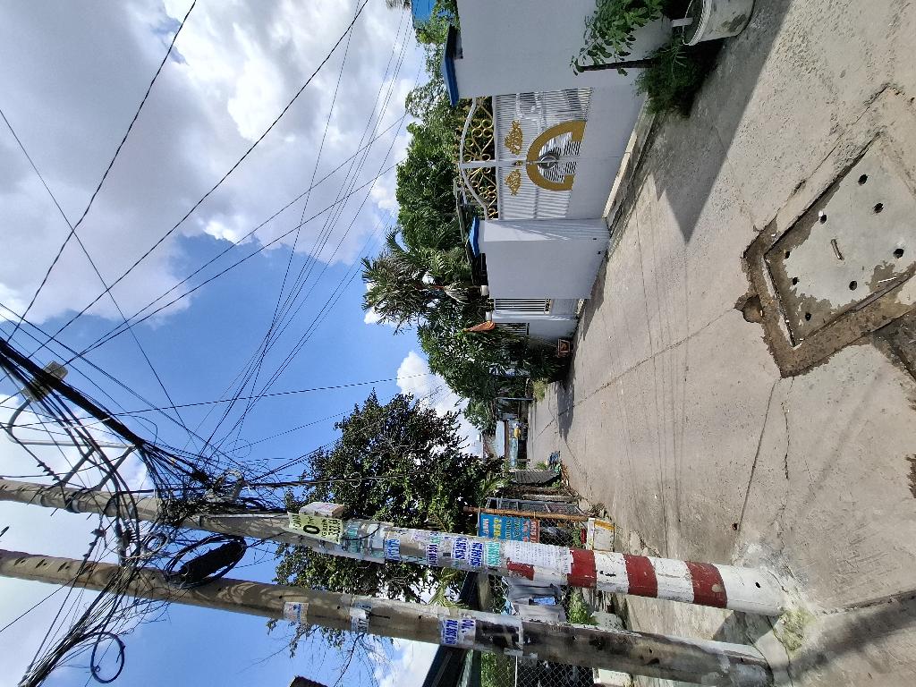 Bán nhà riêng 112m2, 5 phòng ngủ, giá 6.2 tỷ tại khu dân cư sầm uất