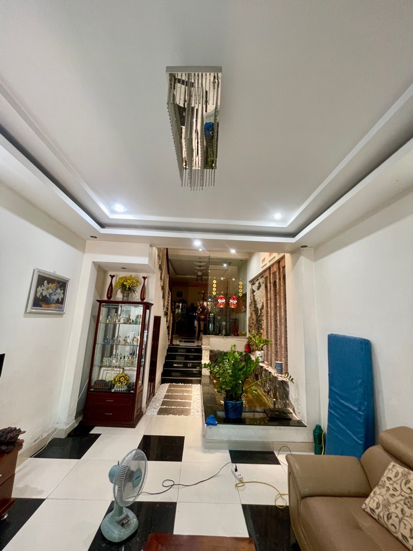 Nhà 3 tầng hiện đại ngay trung tâm Gò Vấp, giá giảm hấp dẫn