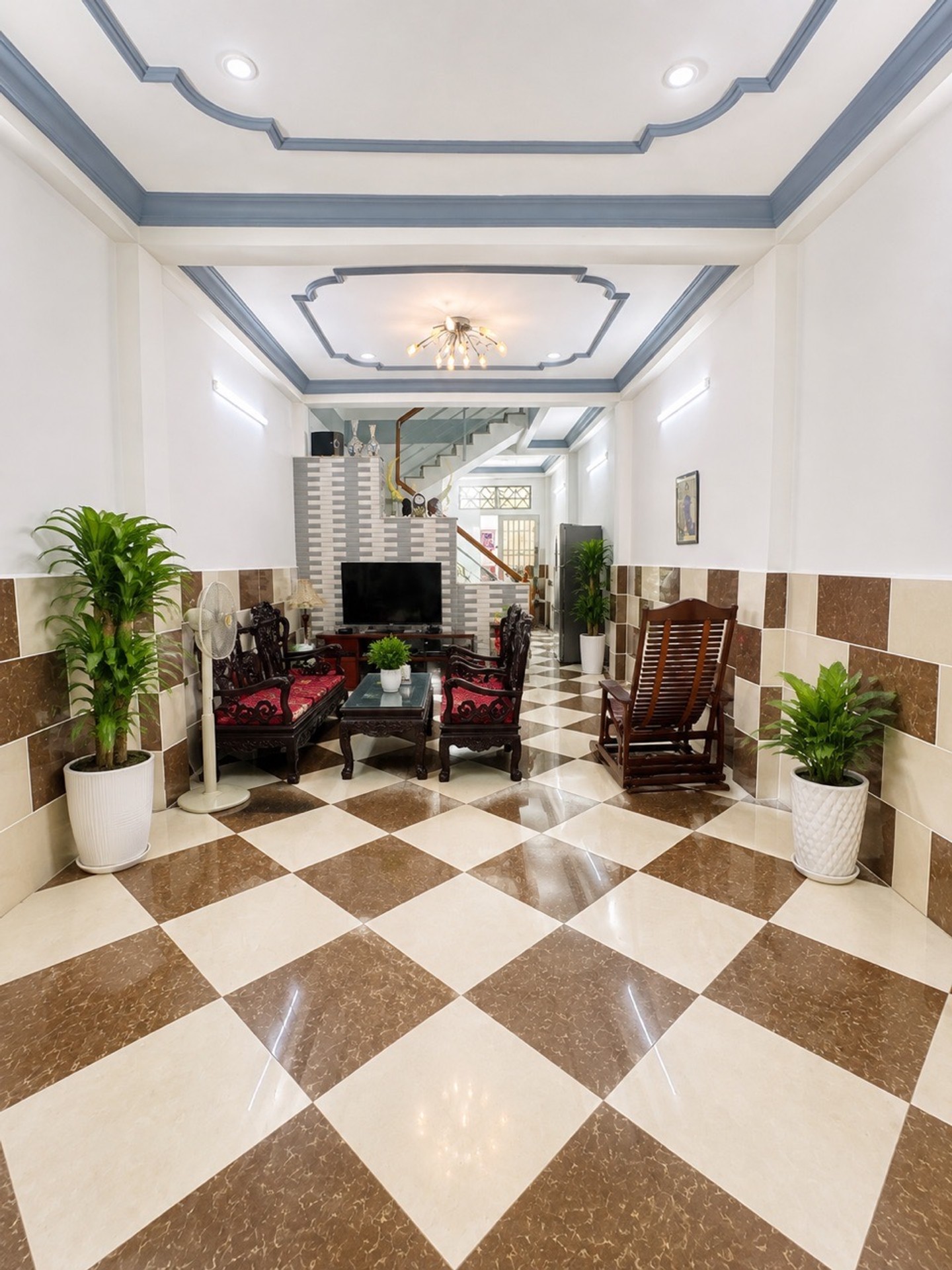 🍀🍀 (QUẬN 7) HẺM Ô TÔ 5M VÕ THỊ NHỜ, 4M X 15.5M ĐẤT VUÔNG, 2 TẦNG BTCT 3PN 3WC 💸💸 8.1 TỶ