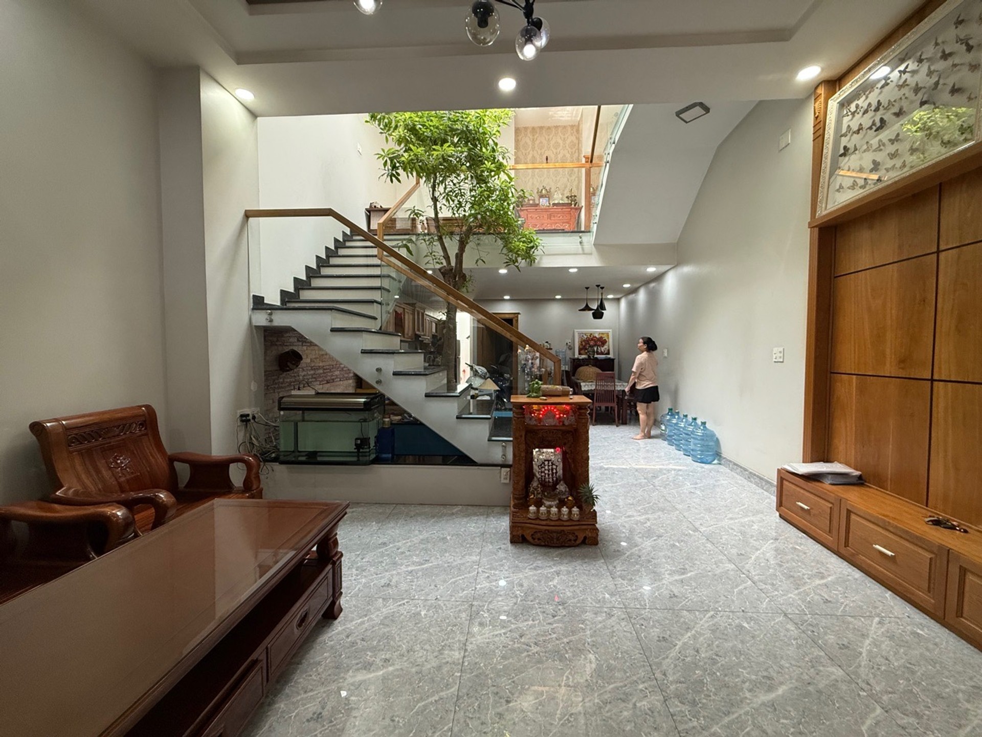 Bán nhà mặt phố Nguyễn Văn Khối phường Thông Tây Hội 3 tầng 28 tỷ