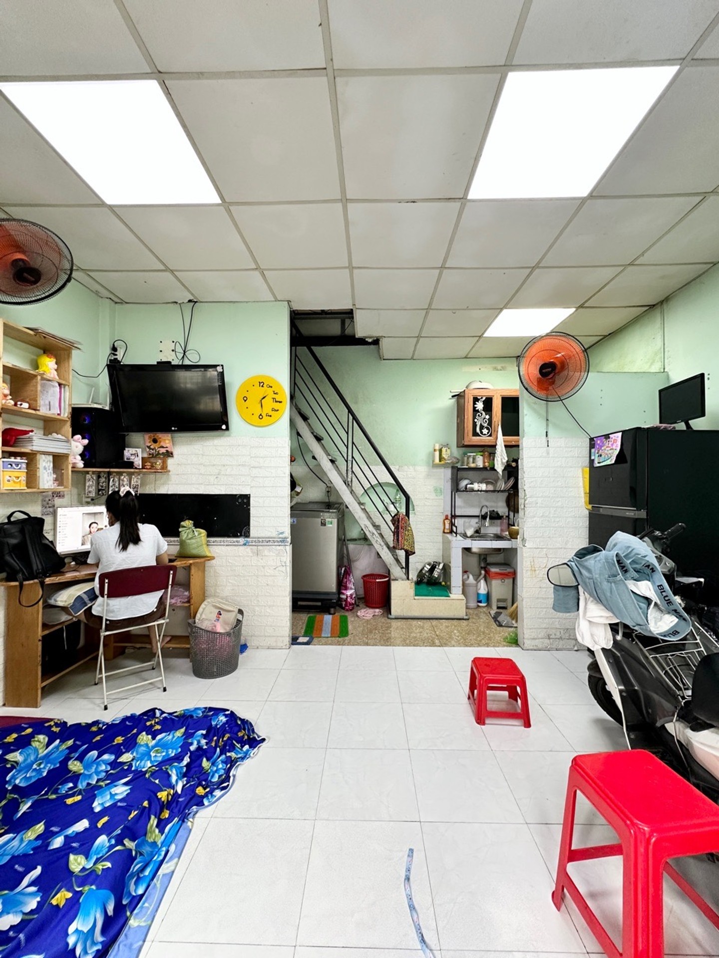 Nhà 2 tầng hẻm 4m, ô tô gần, giá 2.95 tỷ tại Tân Bình