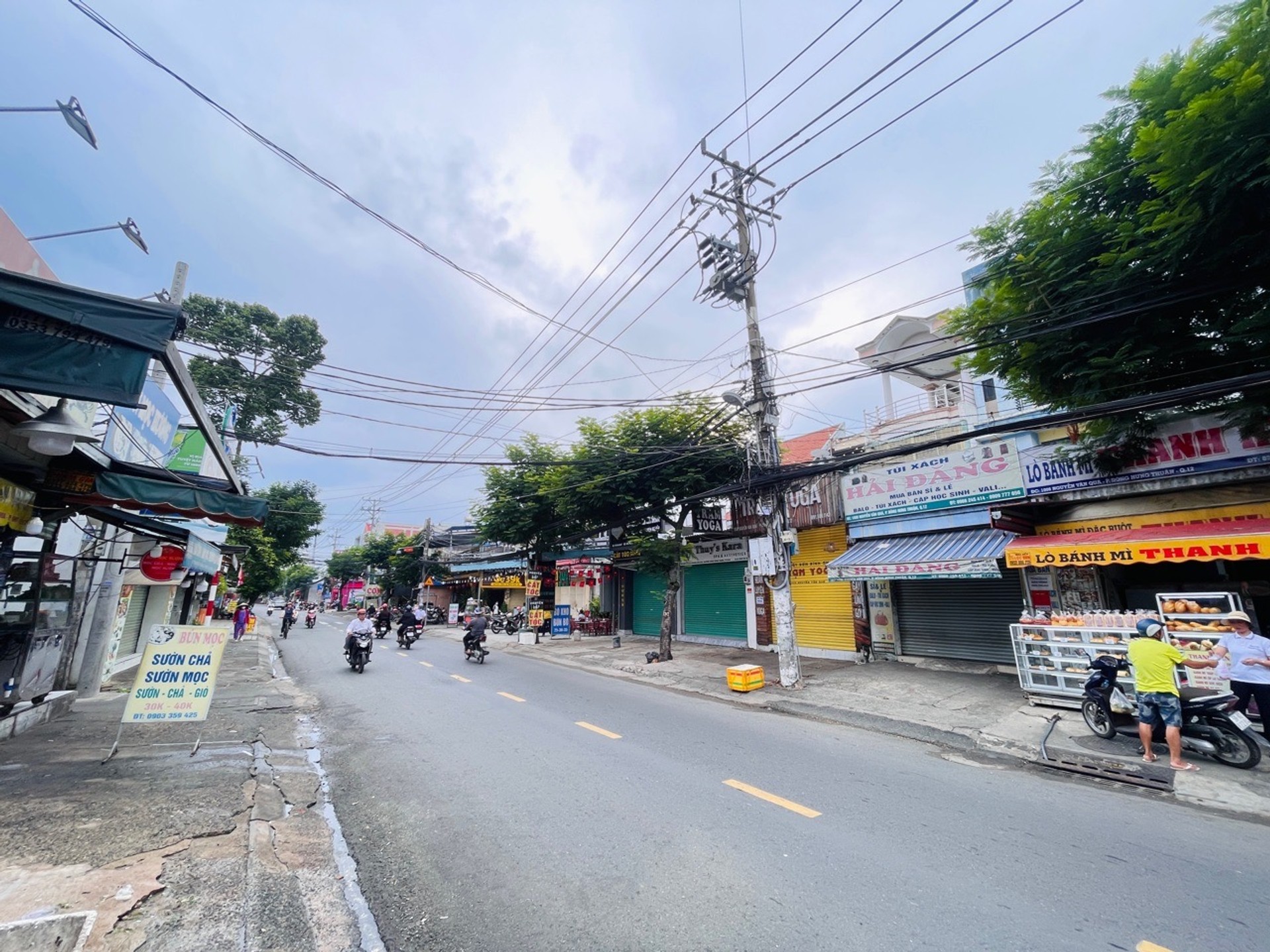 🔥 CHỦ GIẢM SỐC – GIÁ MỚI 16,3 TỶ – CHÍNH CHỦ BÁN NHANH! 🔥
💥 MẶT TIỀN NGUYỄN VĂN QUÁ – 200M²