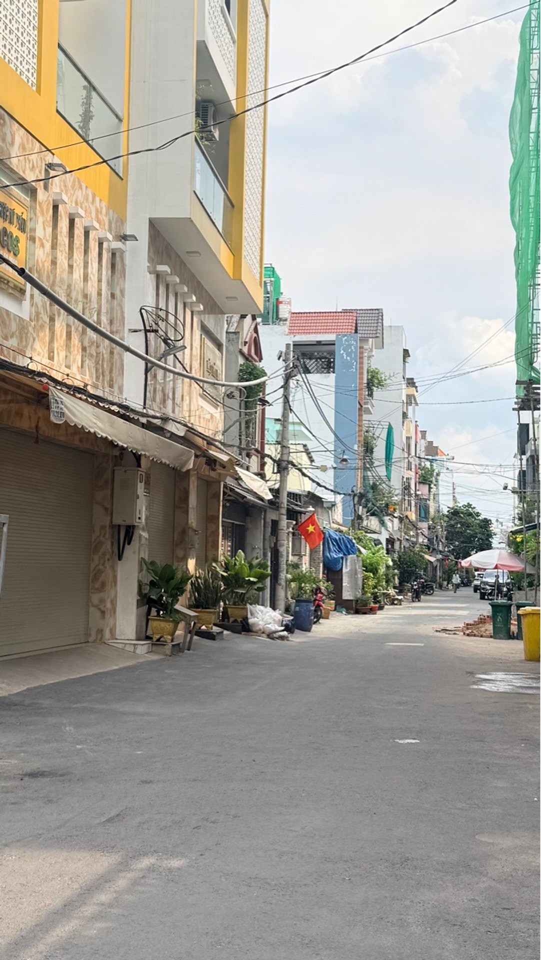 Nhà 4 tầng 5PN, ưu tiên riêng tư, giá 3 tỷ