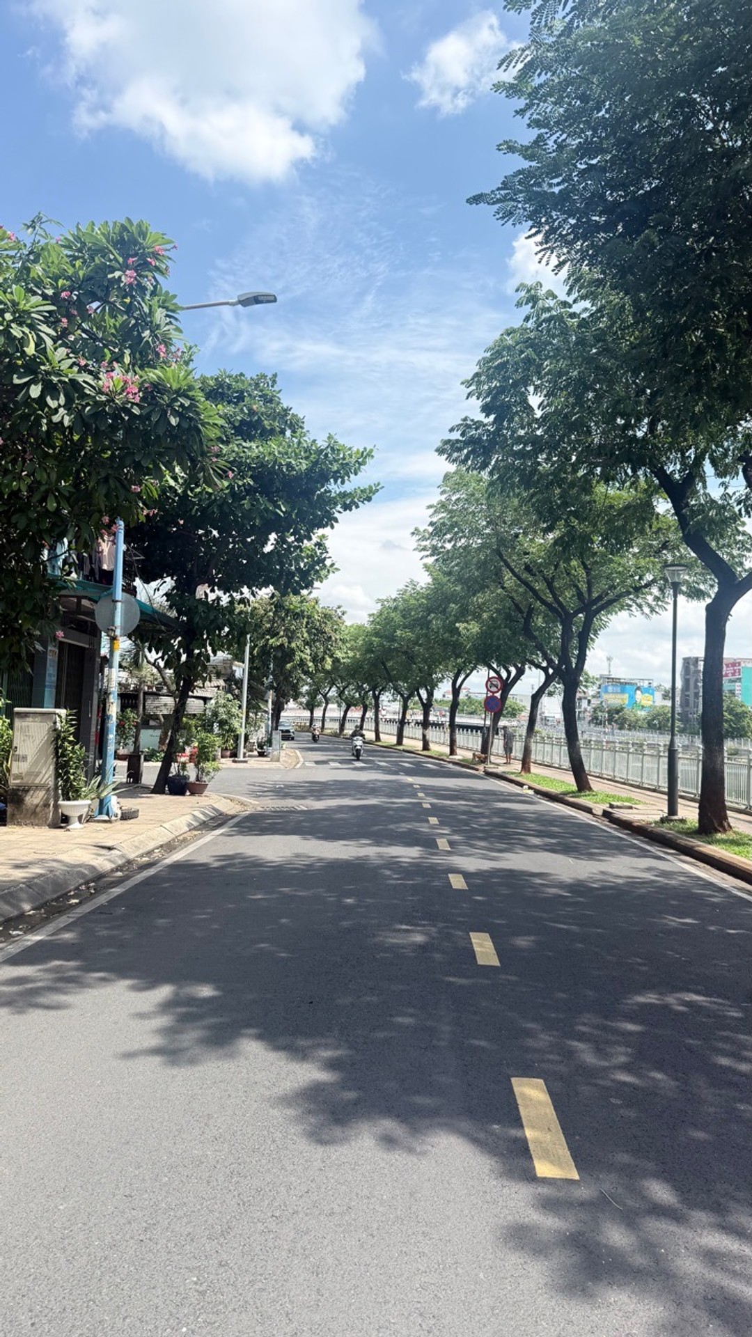Bán nhà mặt tiền rộng 6m, 4 tầng tại Bình Tiên, TPHCM