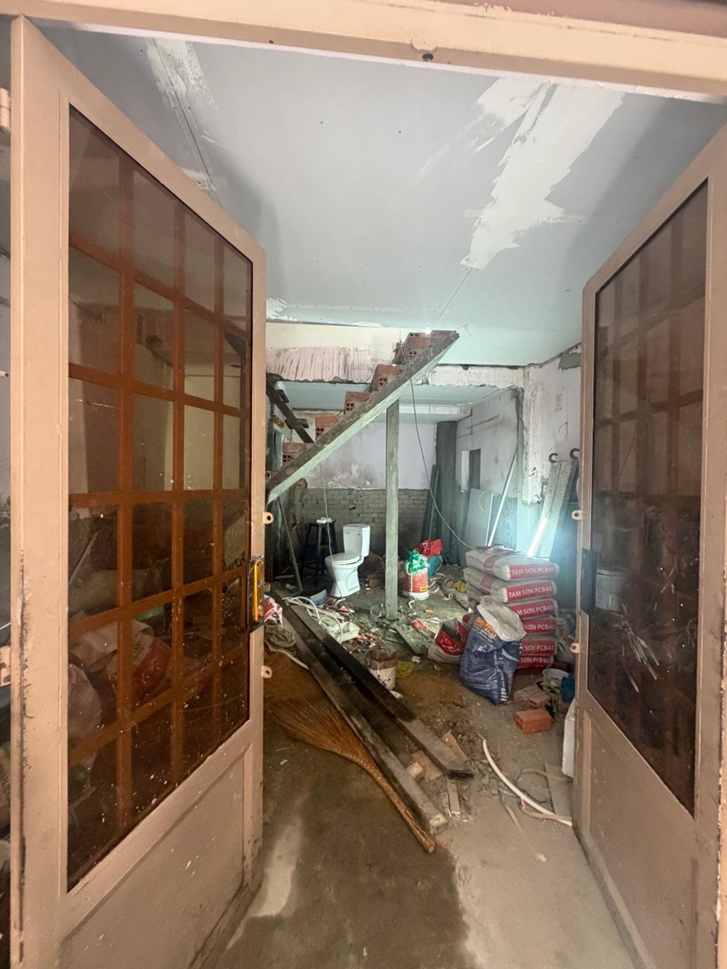 Bán nhà 3 tầng 28m2 góc thoáng tại Tân Phú giá 4,05 tỷ
