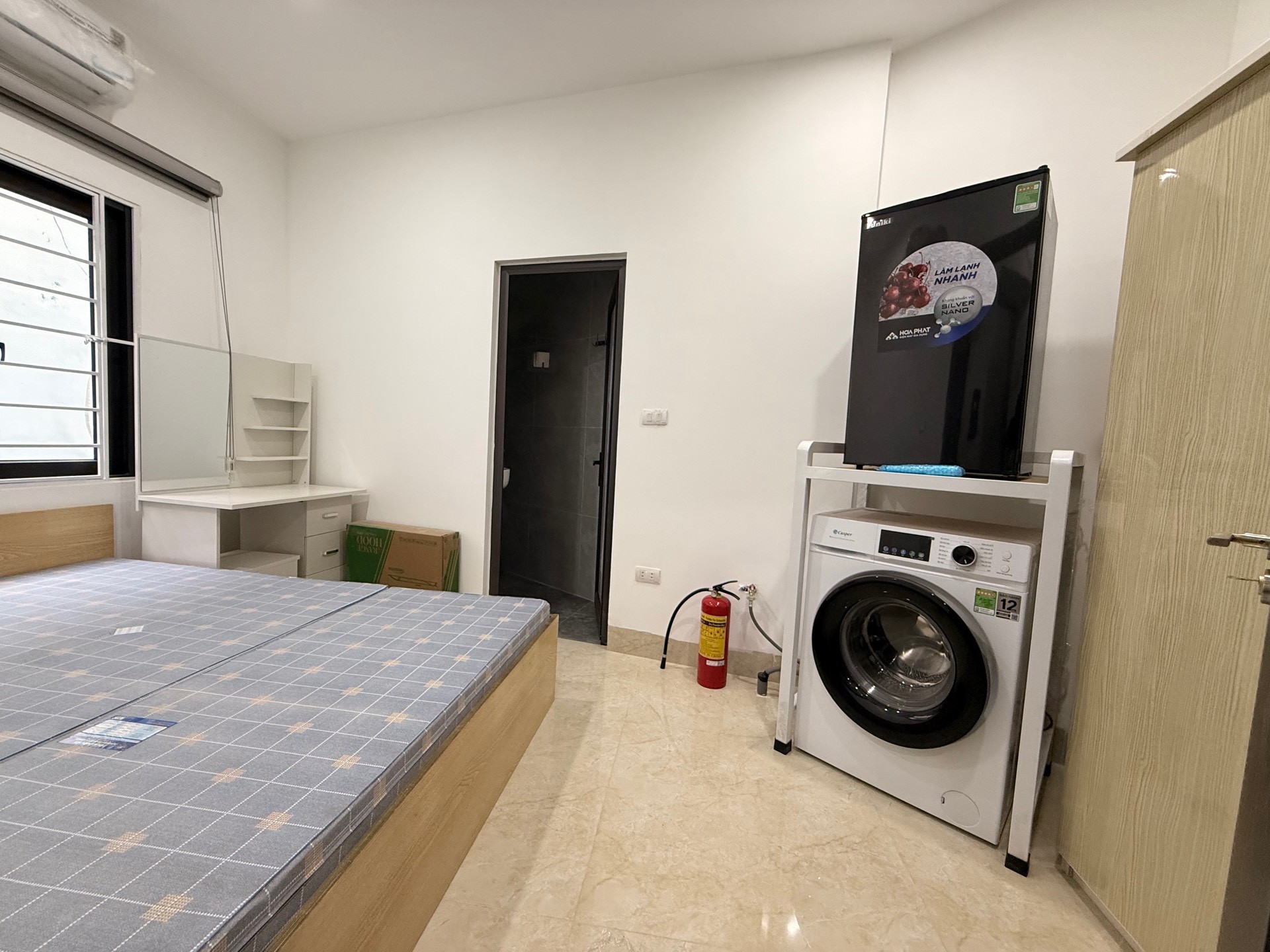 Cơ hội hiếm có nhà 6 tầng thang máy, trung tâm Hai Bà Trưng, 10m ra mặt phố lớn, giá giảm 1 tỷ.