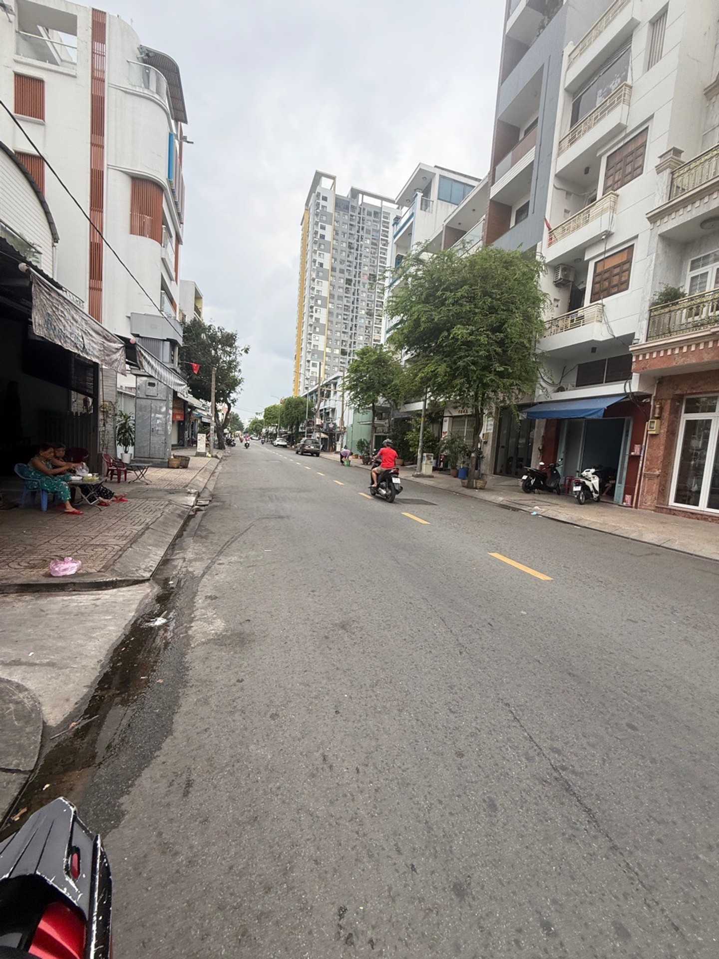Nhà mặt tiền kinh doanh gần chợ Bình Tiên quận 6