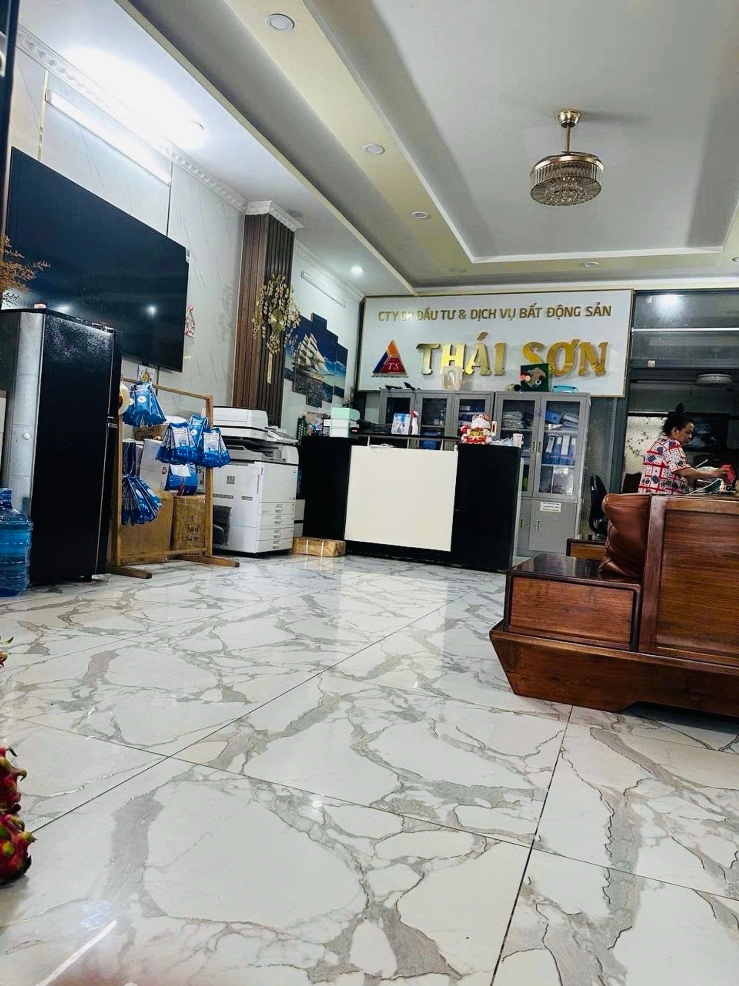 Nhà Mặt Phố Khu Tên Lửa - 126m2 Sang Trọng, Gần Công Viên