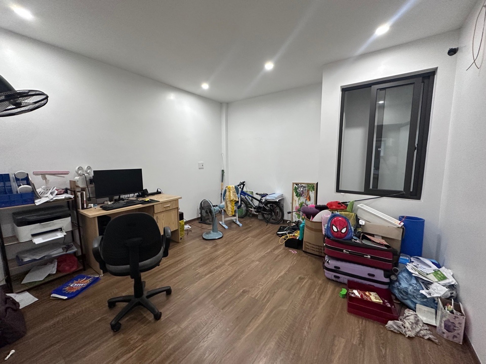 Nhà 48m2 4 tầng hướng Tây Bắc tại Him Lam, gần vườn hoa