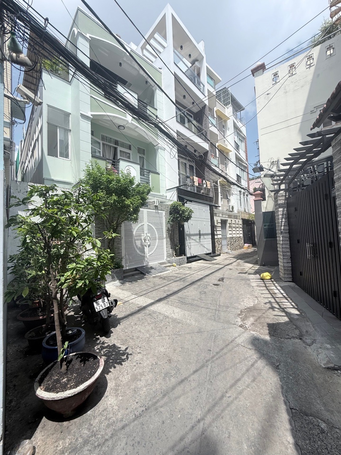 Nhà 2 tầng tại Hòa Hưng gần mặt tiền, giá 3.8 tỷ