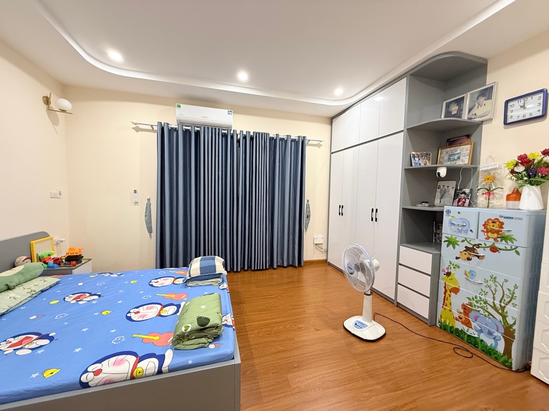 7,2 tỷ Nhà đẹp Nam Dư - Xách vali về ở ngay,5 tầng ,sổ đỏ vuông