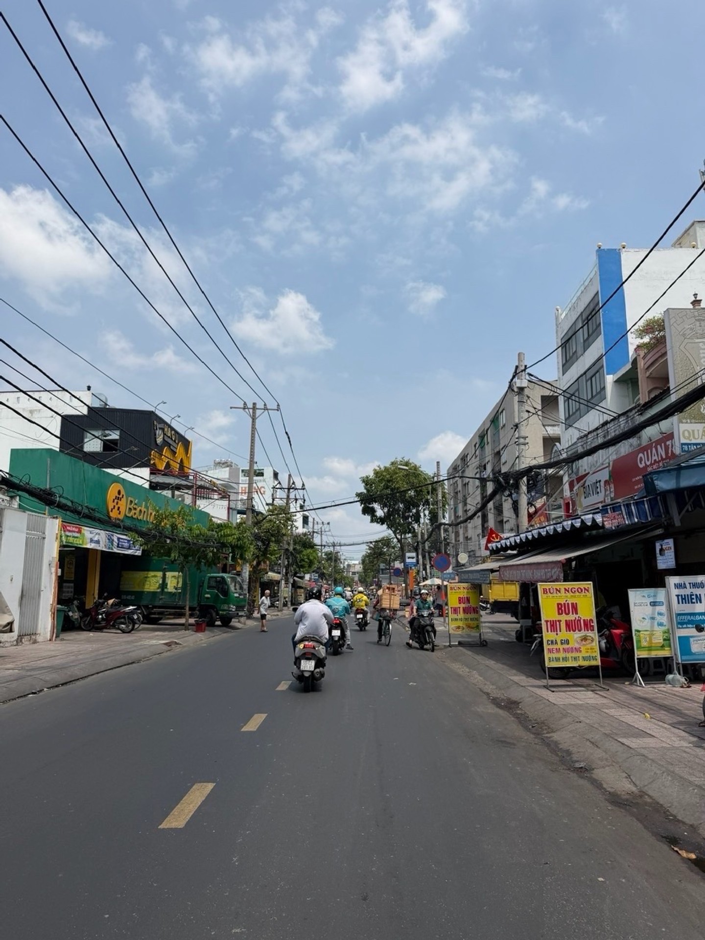Nhà riêng 3 tầng 4 phòng ngủ tại Tân Hoà Đông, Quận 6 giá 5.8 tỷ
