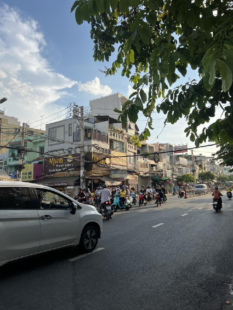 Nhà 2 mặt tiền Quận 6 - Giá sốc chốt nhanh