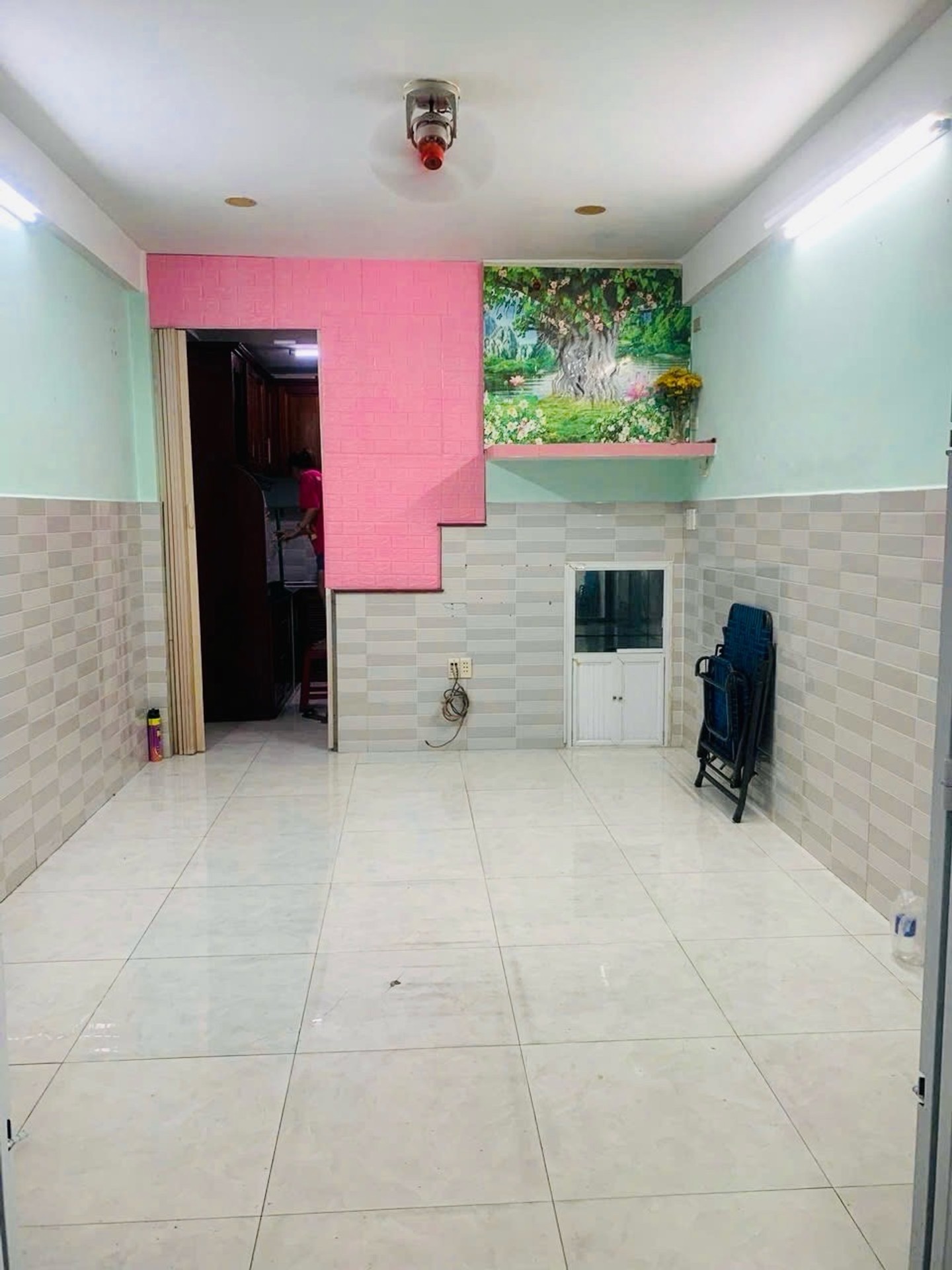 Nhà 2 tầng siêu tiện nghi Quận 11 giá tốt