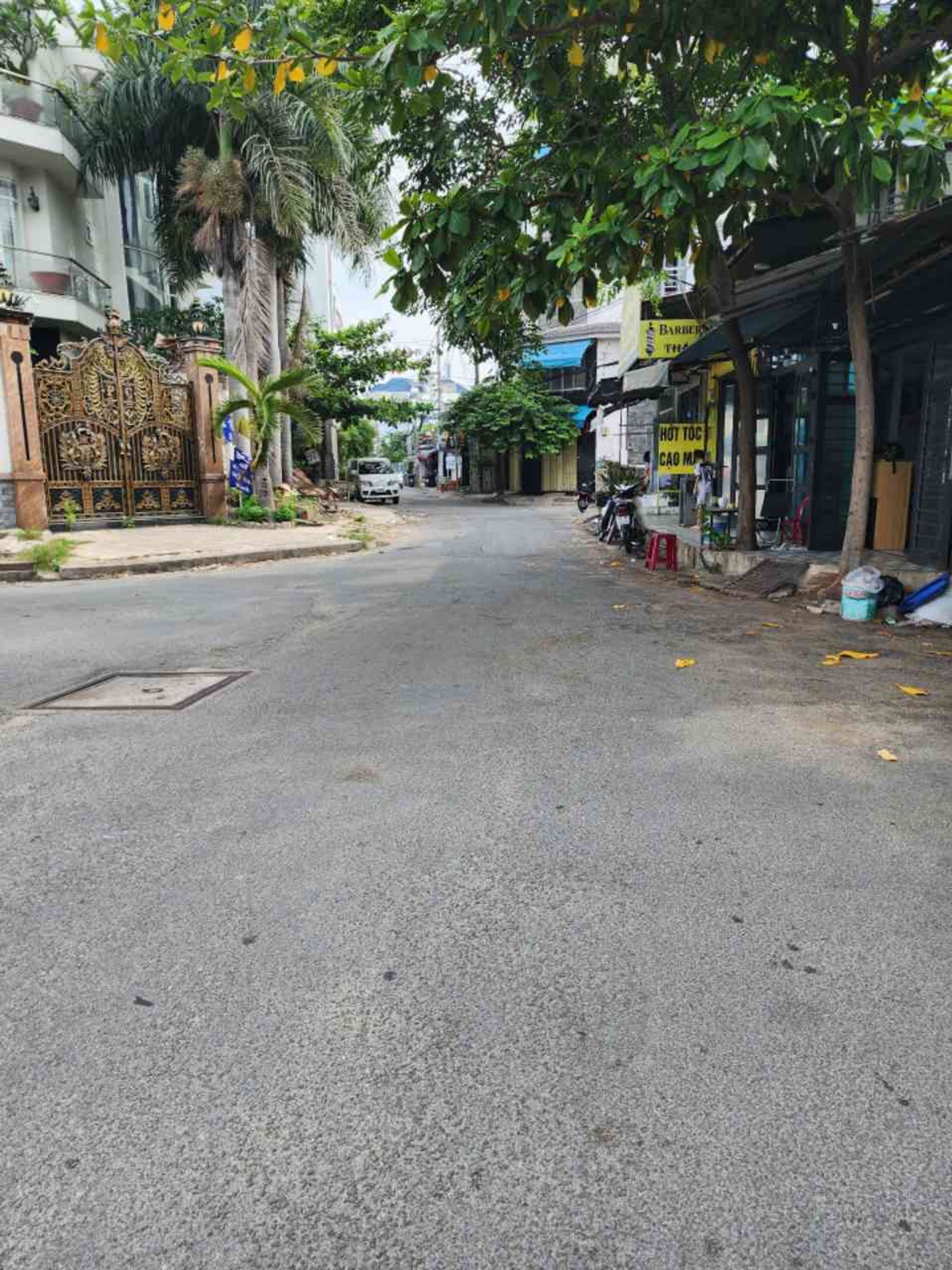 Nhà 4 tầng 53.5m2 tại Tân Phú giá 8.7 tỷ, ô tô vào nhà