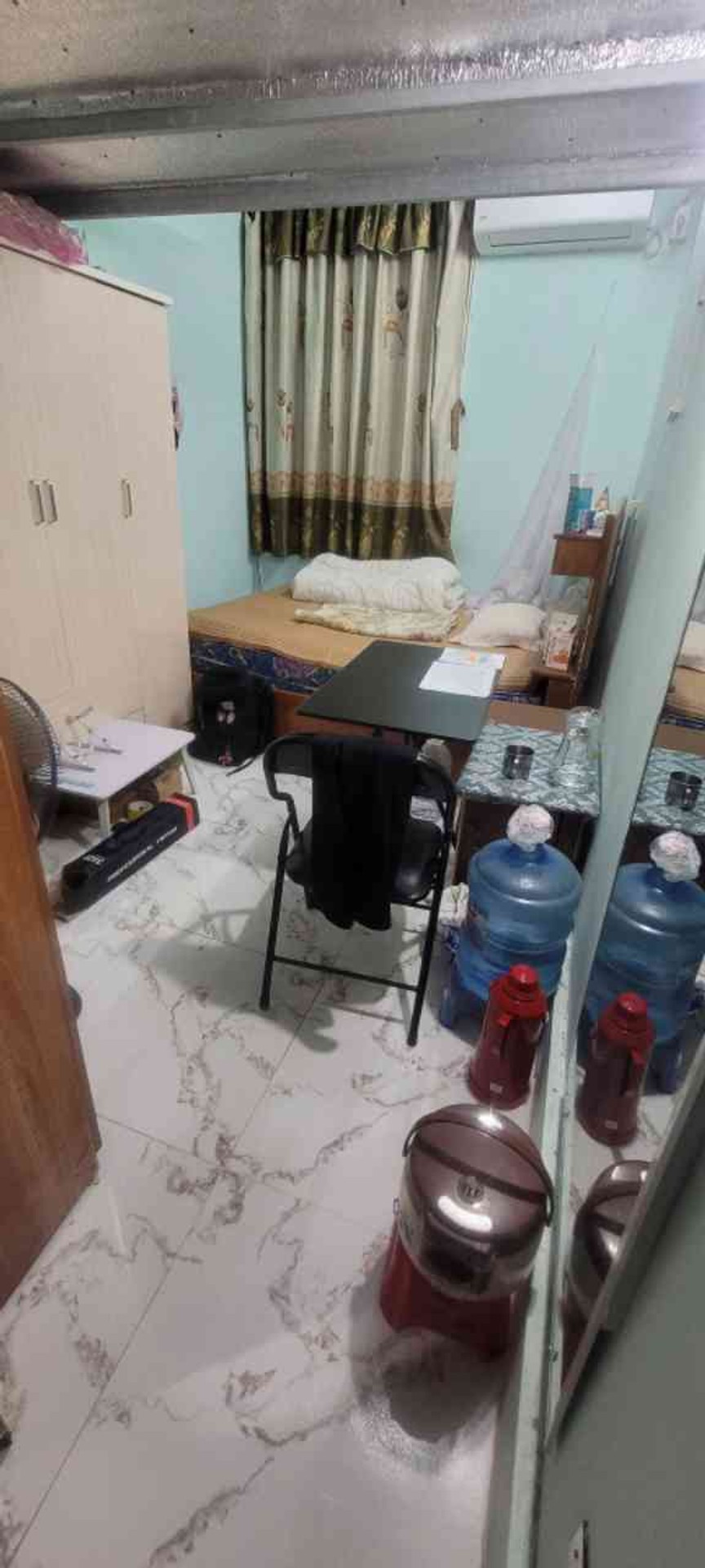 Bán nhà 3 tầng diện tích 77.5m2 tại Pháo Đài Láng, vị trí ngõ thông