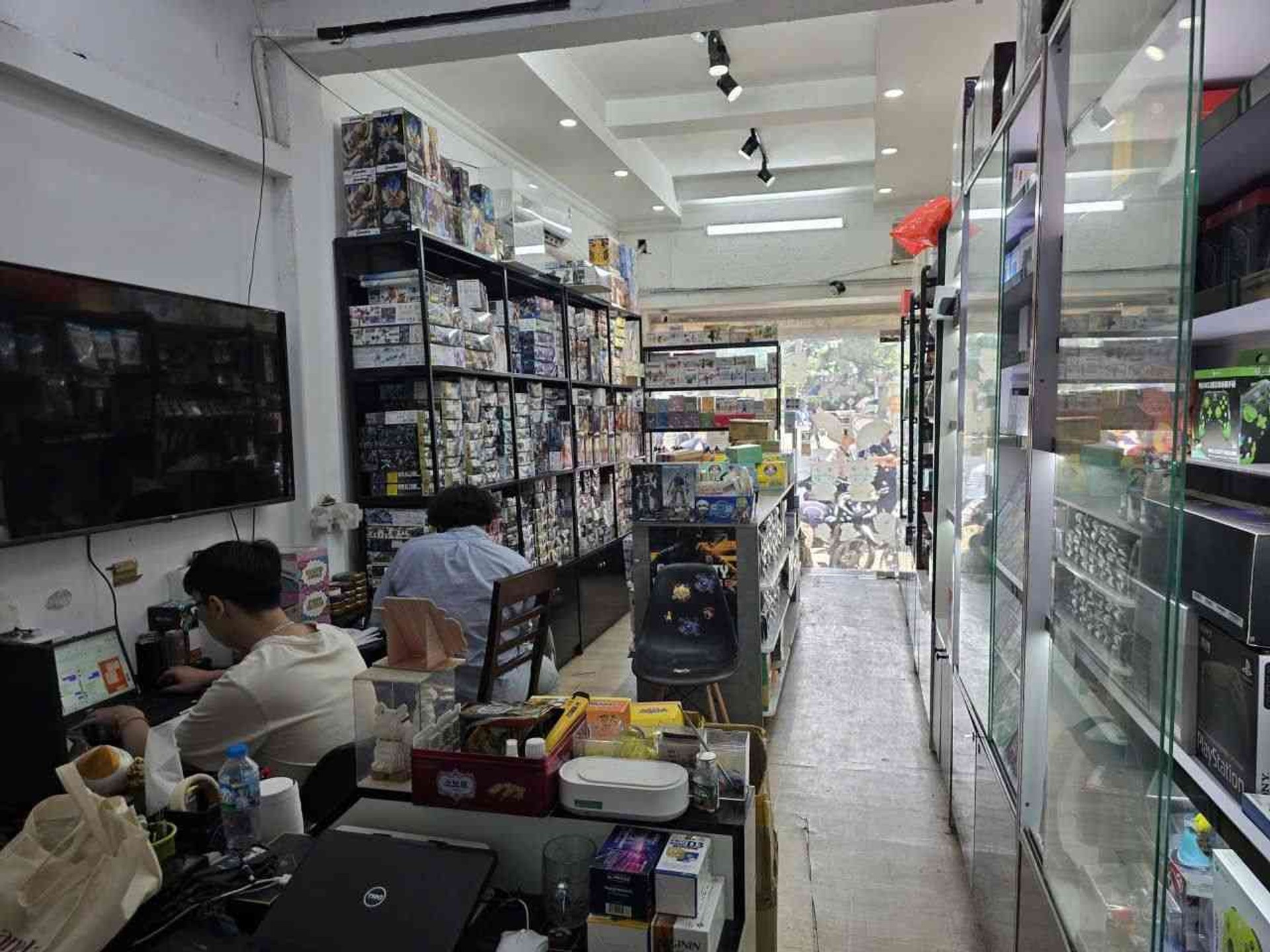 Bán nhà mặt phố Ngọc Khánh Ba Đình, 35.6m2, kinh doanh sầm uất