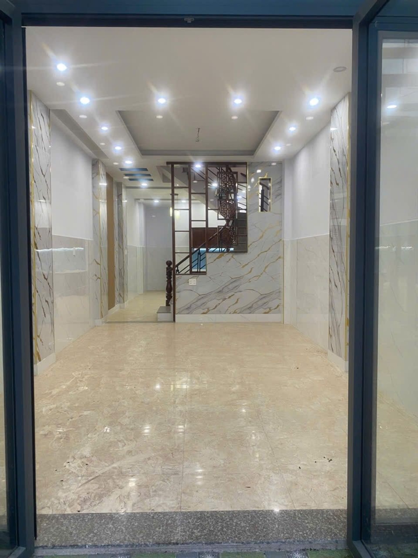 Bán nhà riêng 3 tầng mặt tiền kinh doanh tại Bình Thành, diện tích 62 m2