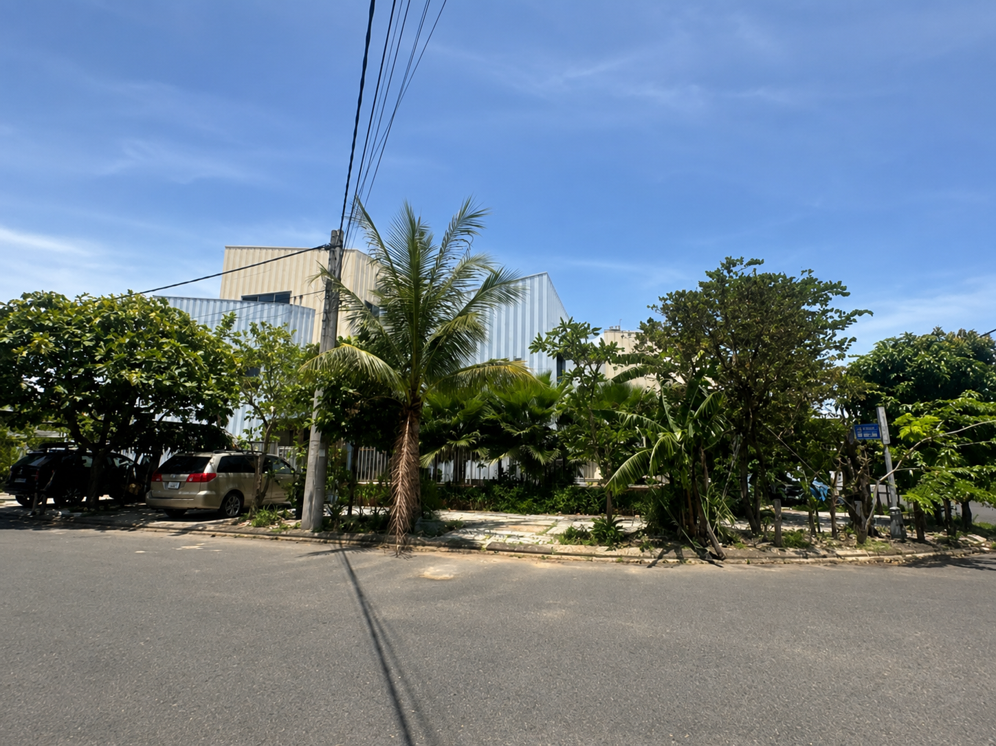 Biệt thự 3 tầng lô góc Nguyễn Văn Hưởng, Ngũ Hành Sơn, Đà Nẵng - Phong cách Nhật Bản - Giá 3x tỷ