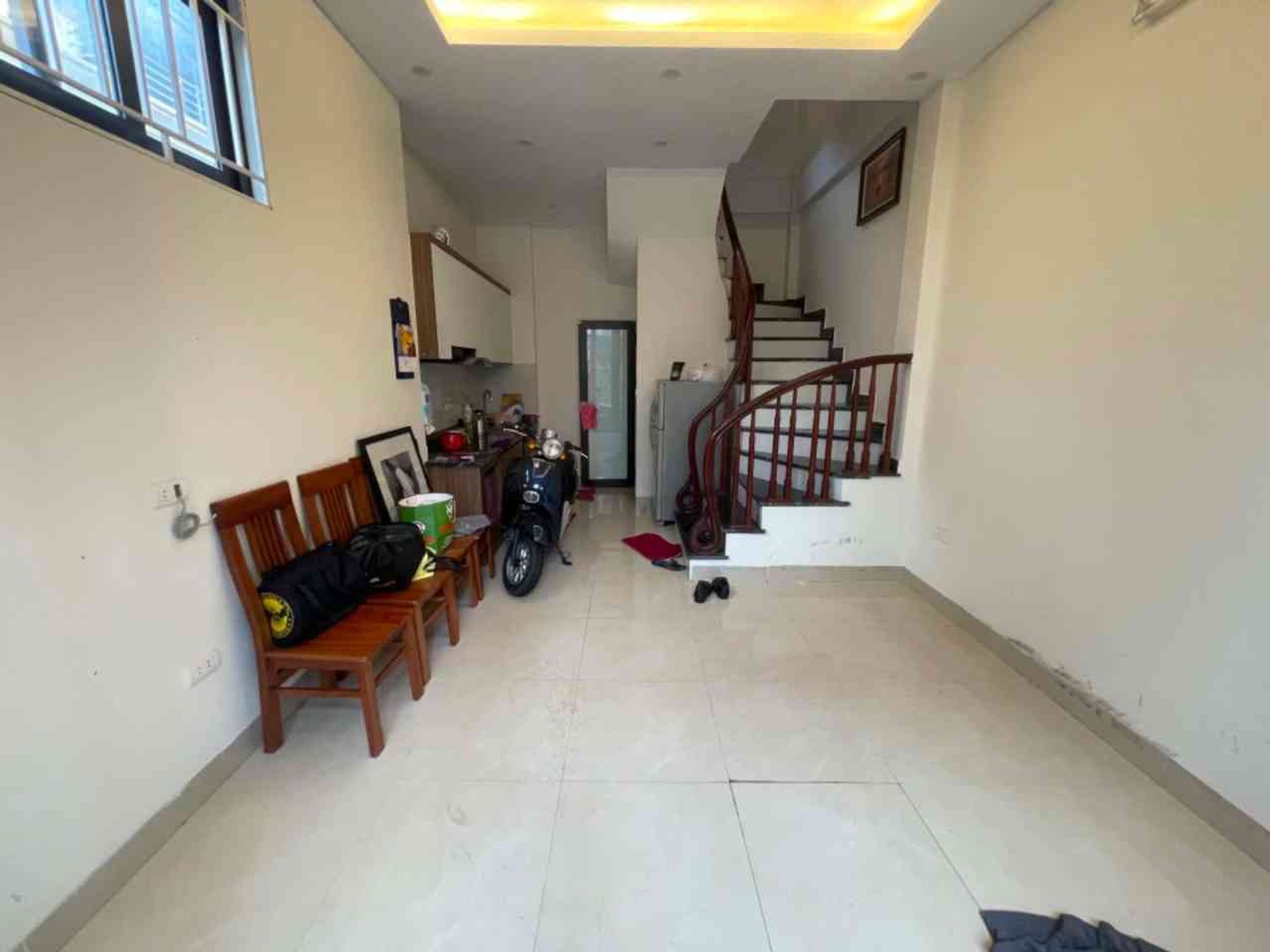 Nhà phố Thanh Am, lô góc 5 tầng 3 mặt thoáng, xe VF3 vào thoải mái