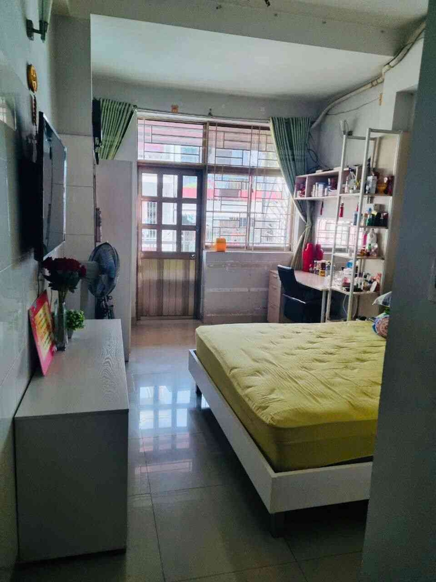 Nhà 4 tầng 5 ngủ tại trung tâm, vừa ở vừa kinh doanh siêu lợi