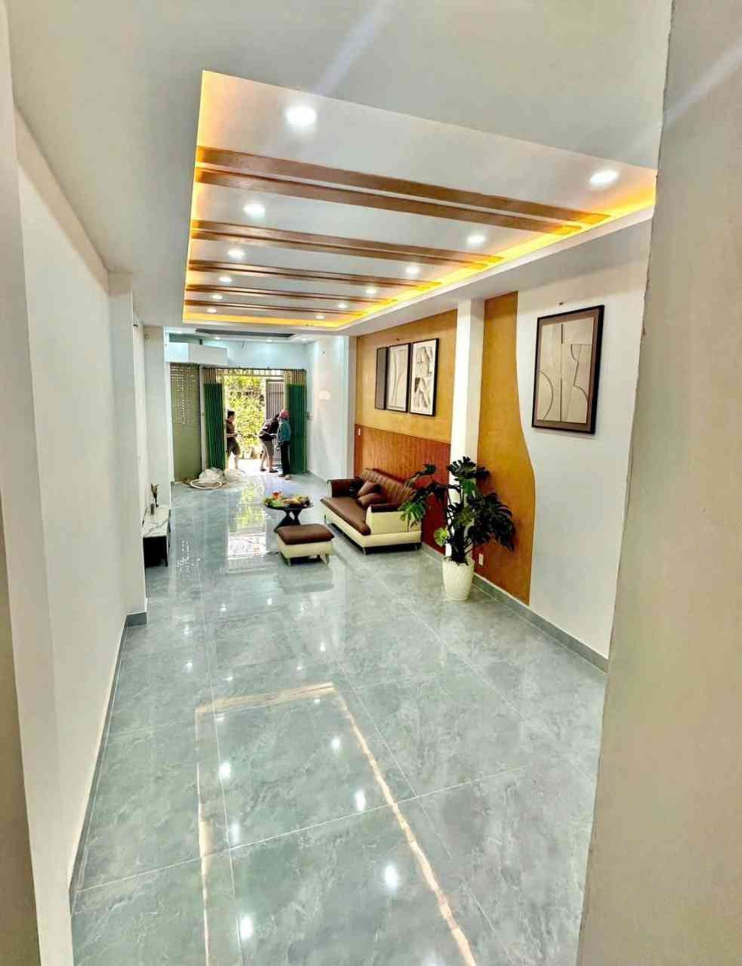 Hẻm xe tải tới cửa Phú Thọ Hoà. 1 Trệt 3 lầu 62m2. Giá Nhỉnh 7 Tỷ. Liên hệ xem nhà thực tế