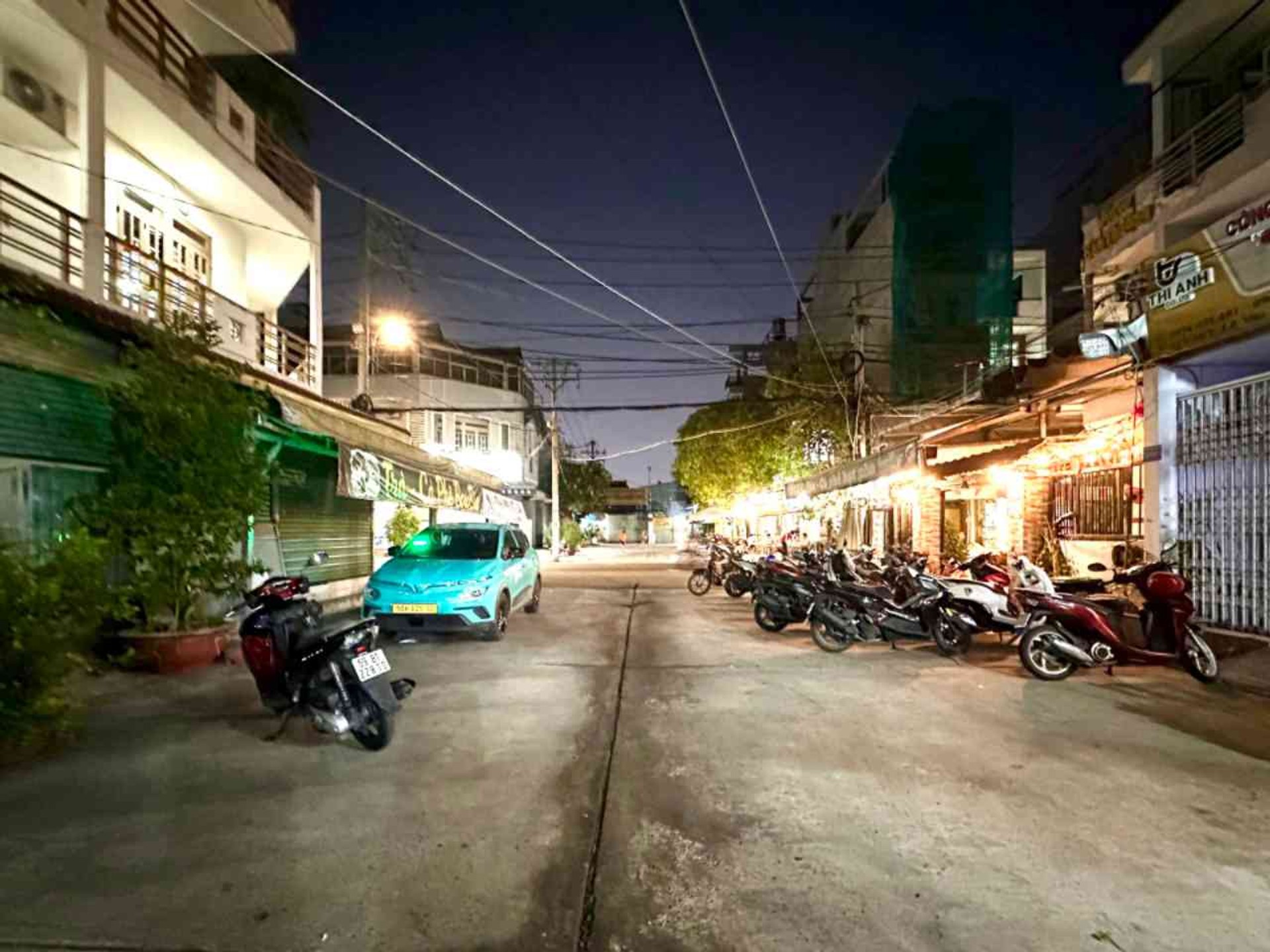 Nhà mặt phố lô góc hai mặt tiền tại quận Bình Tân, diện tích 52,5m²